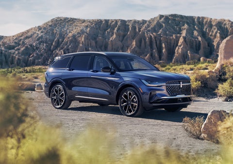 A 2024 Lincoln Nautilus® SUV is parked in a desert national park. | Varsity Lincoln in Novi MI