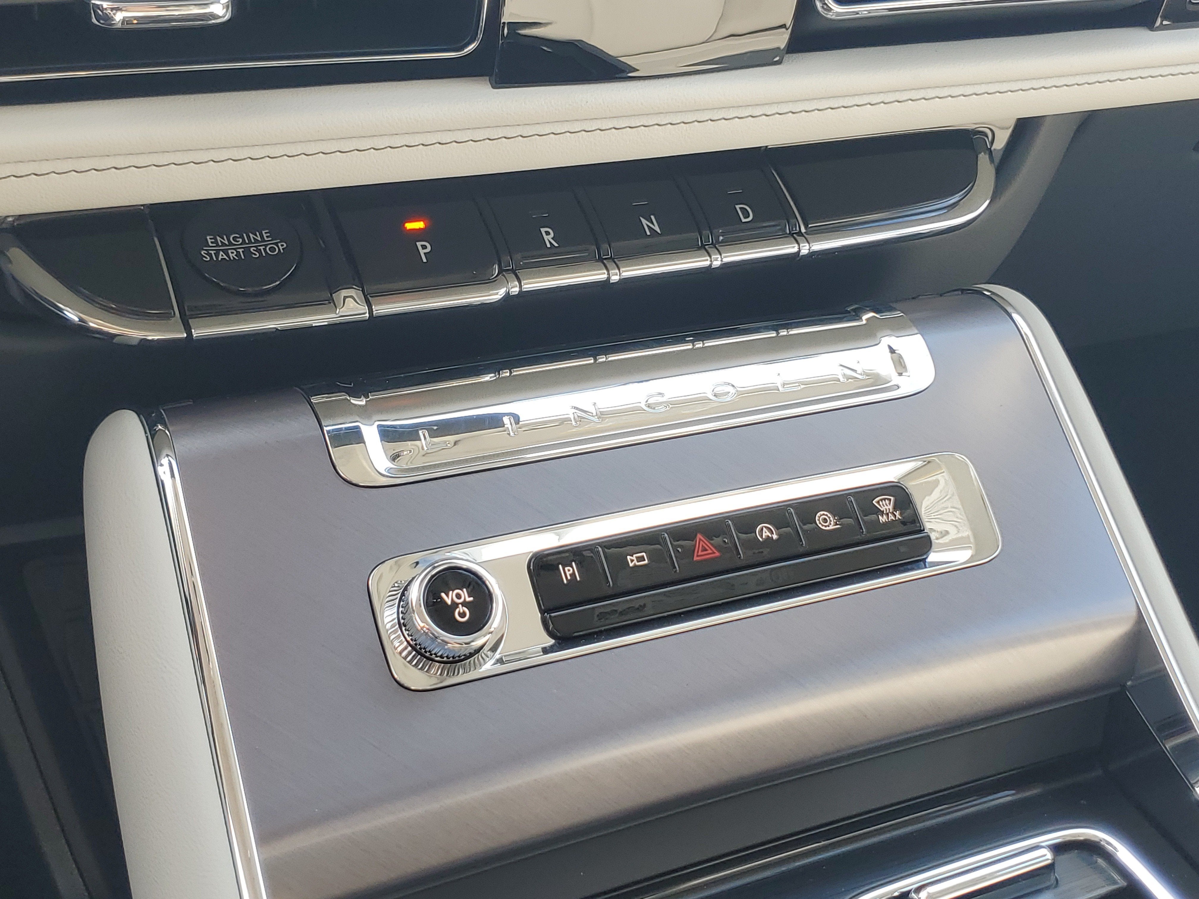 2027 Lincoln Aviator Premiere