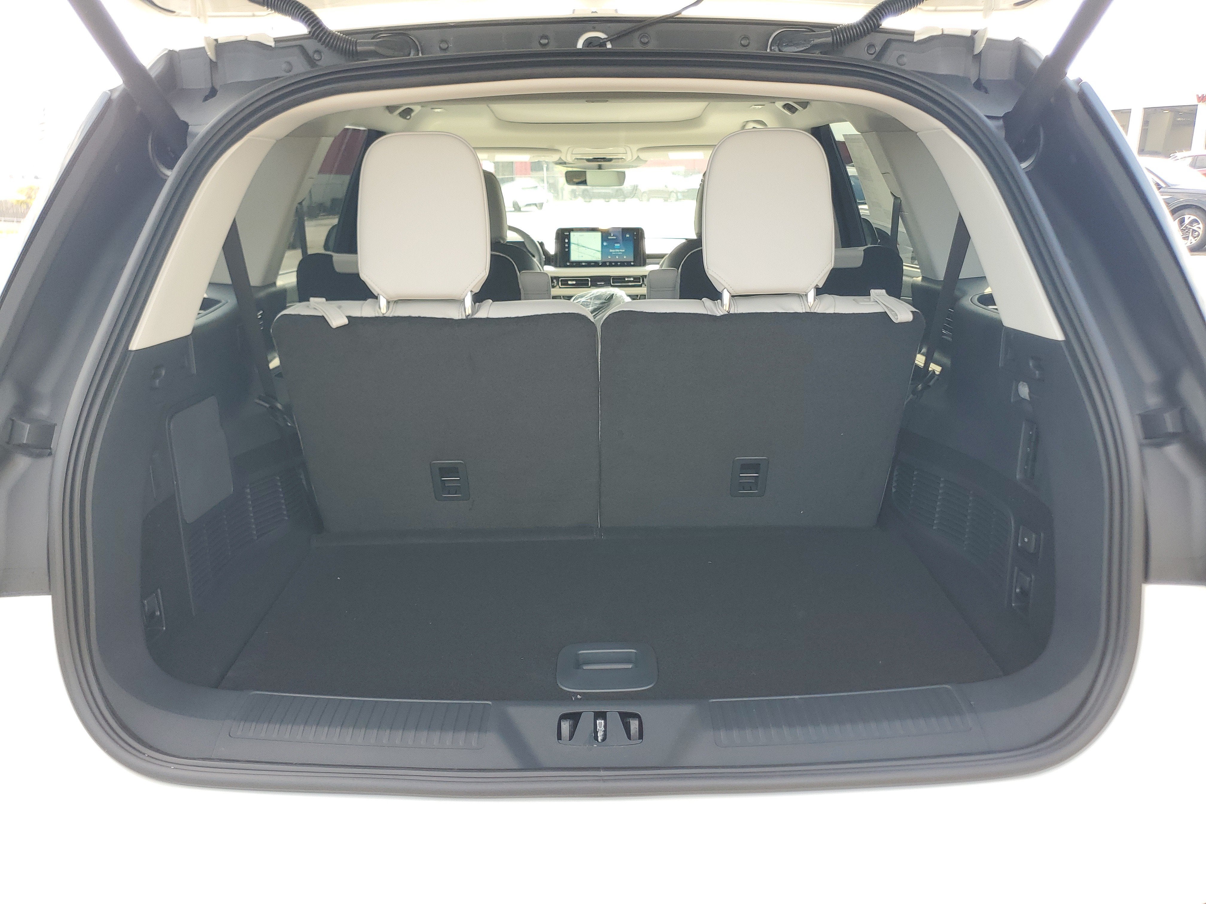 2027 Lincoln Aviator Premiere