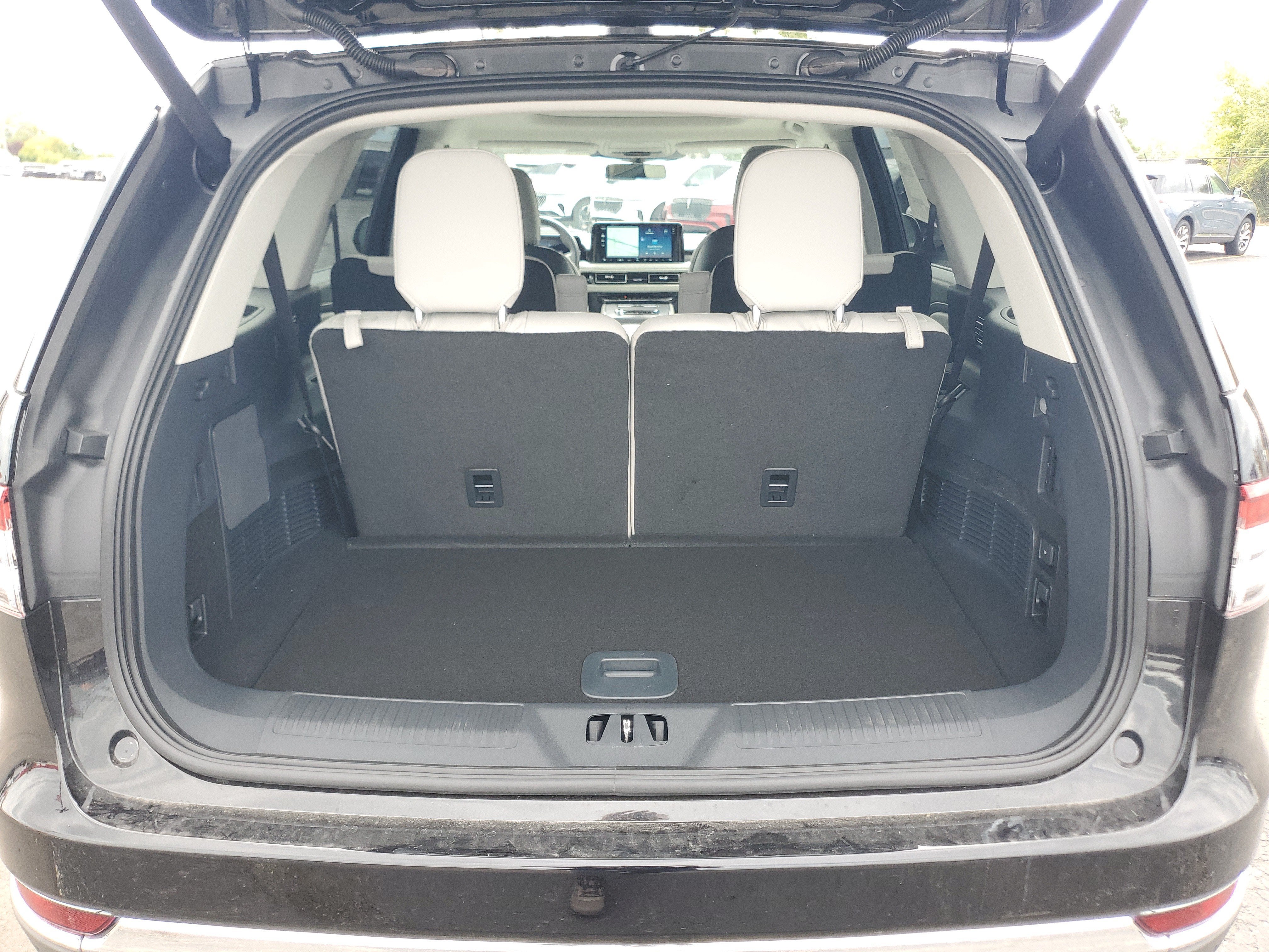 2027 Lincoln Aviator Premiere