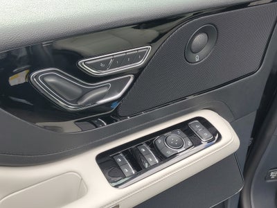 2027 Lincoln Aviator Premiere