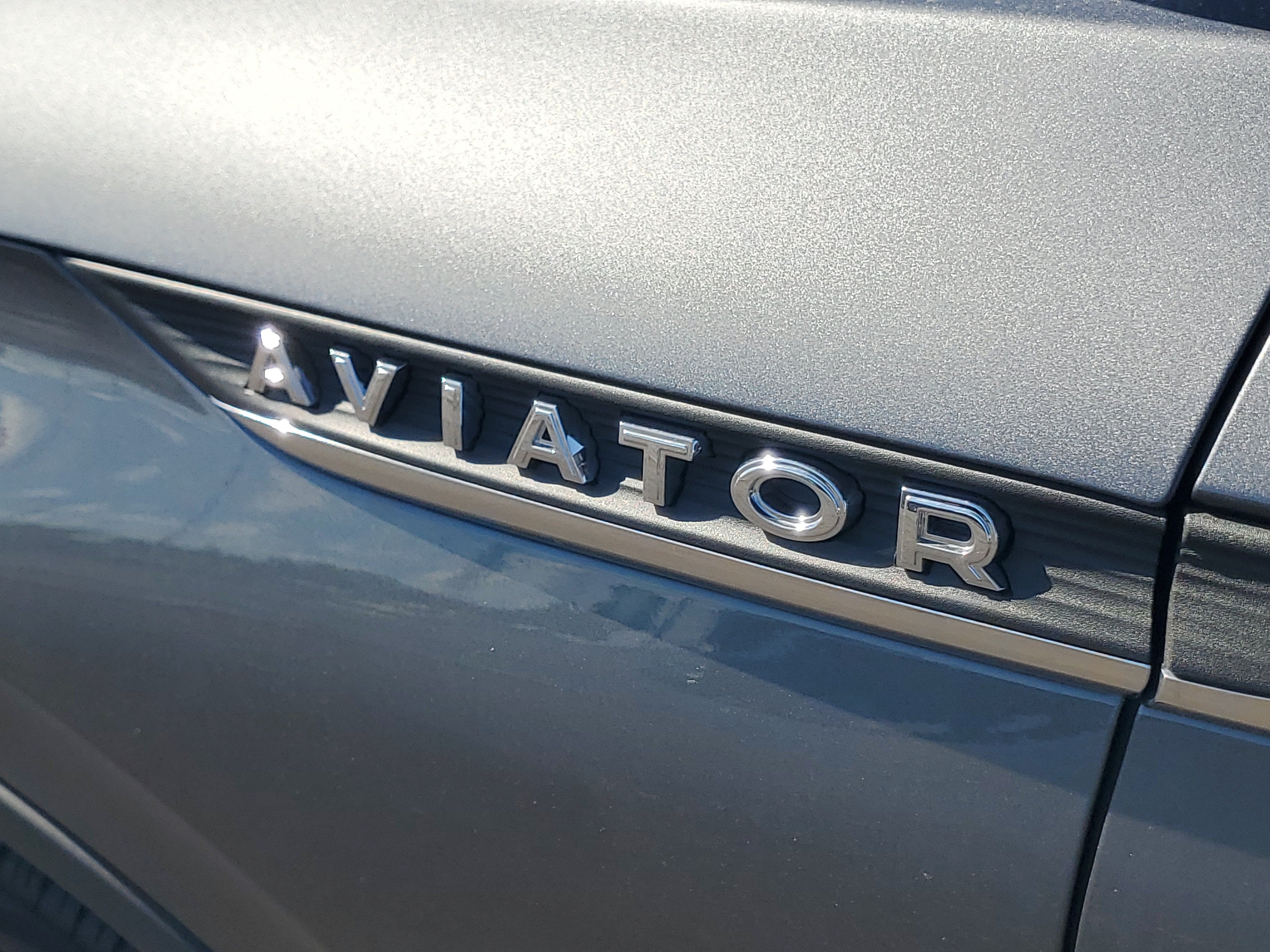 2027 Lincoln Aviator Premiere
