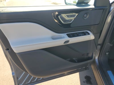 2027 Lincoln Aviator Premiere
