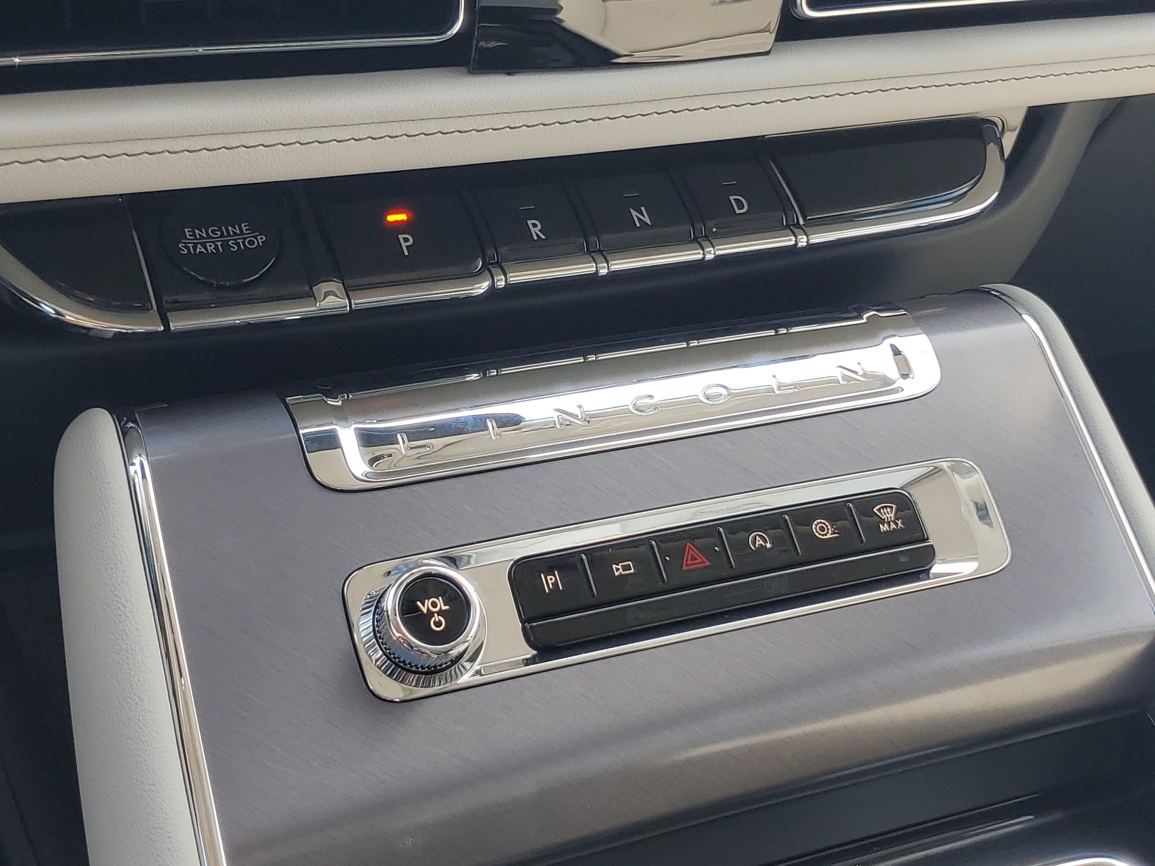 2027 Lincoln Aviator Premiere