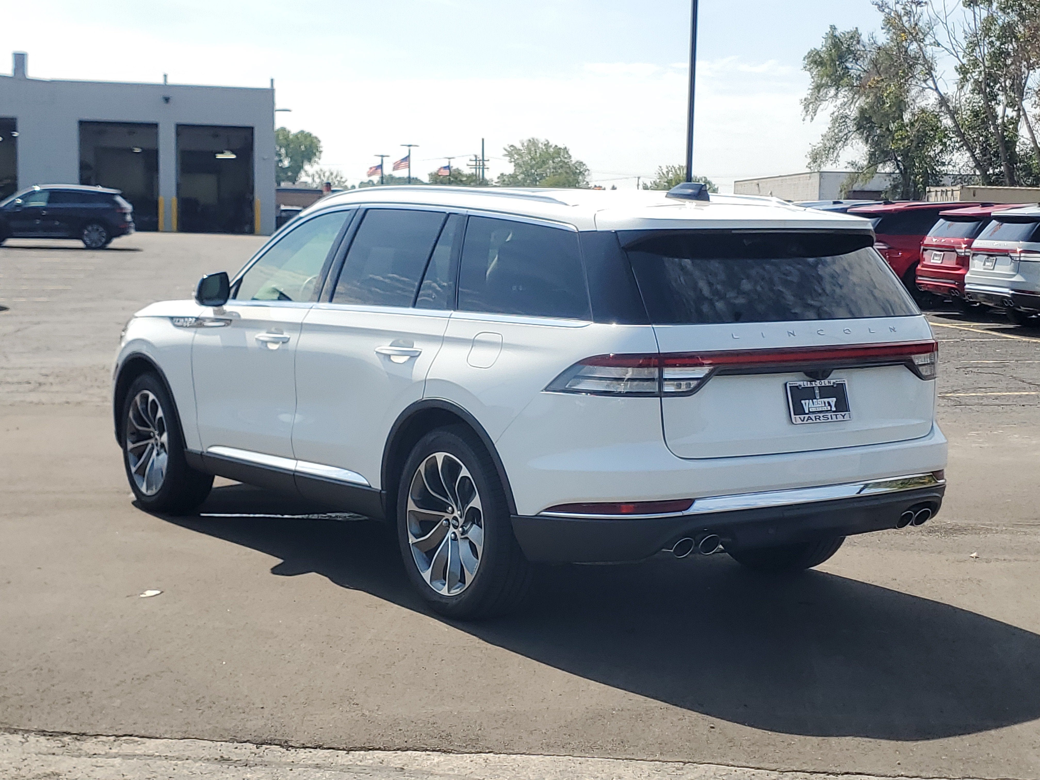 2027 Lincoln Aviator Premiere
