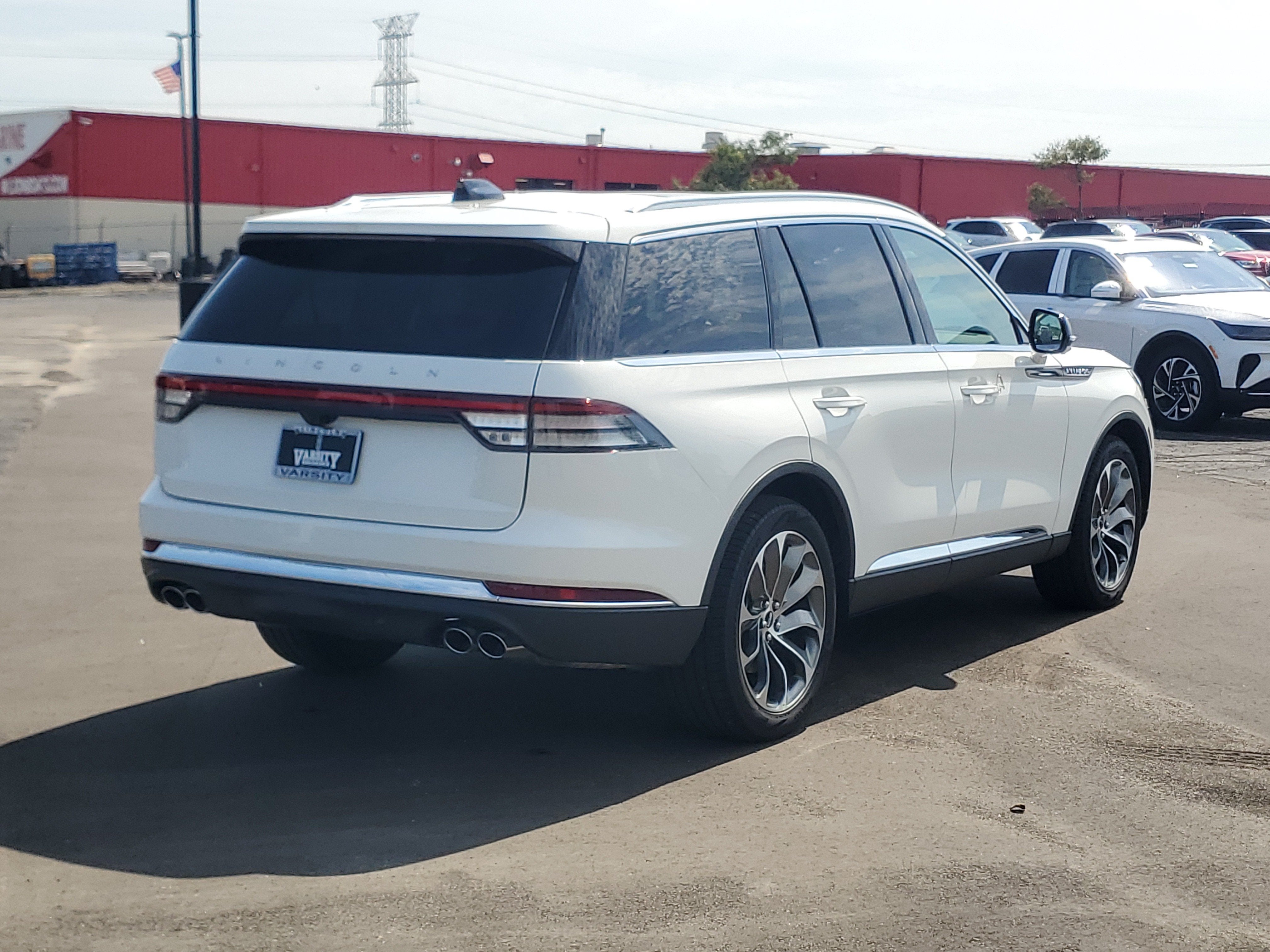 2027 Lincoln Aviator Premiere