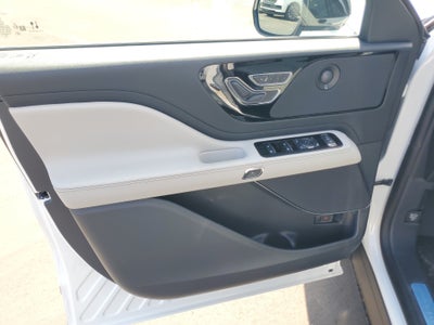 2027 Lincoln Aviator Premiere