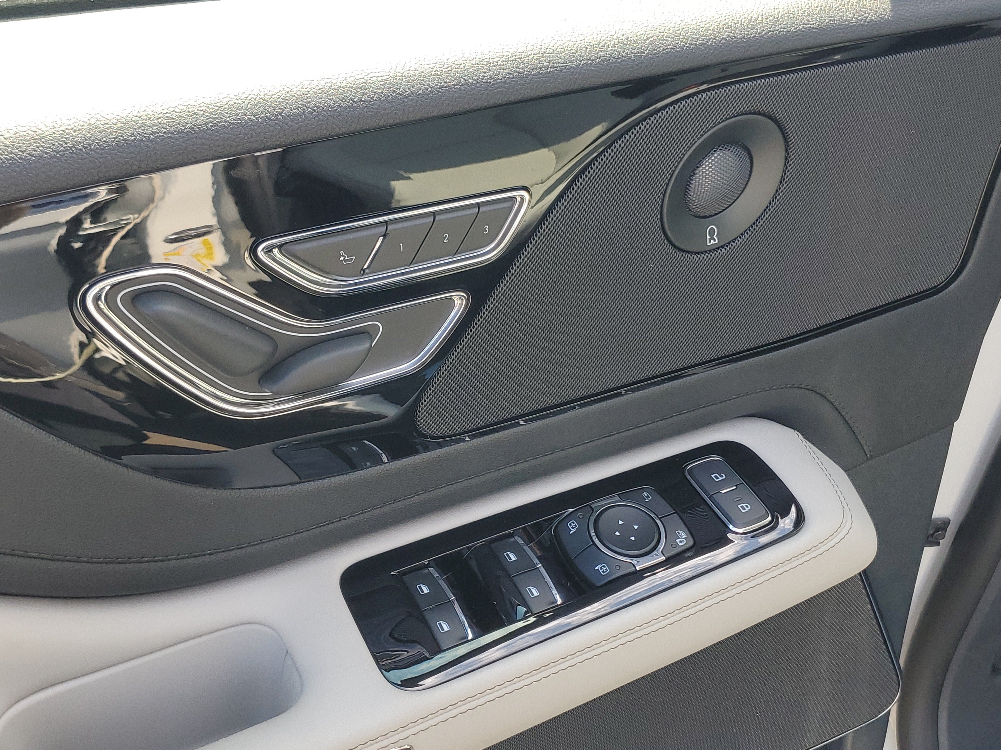 2027 Lincoln Aviator Premiere