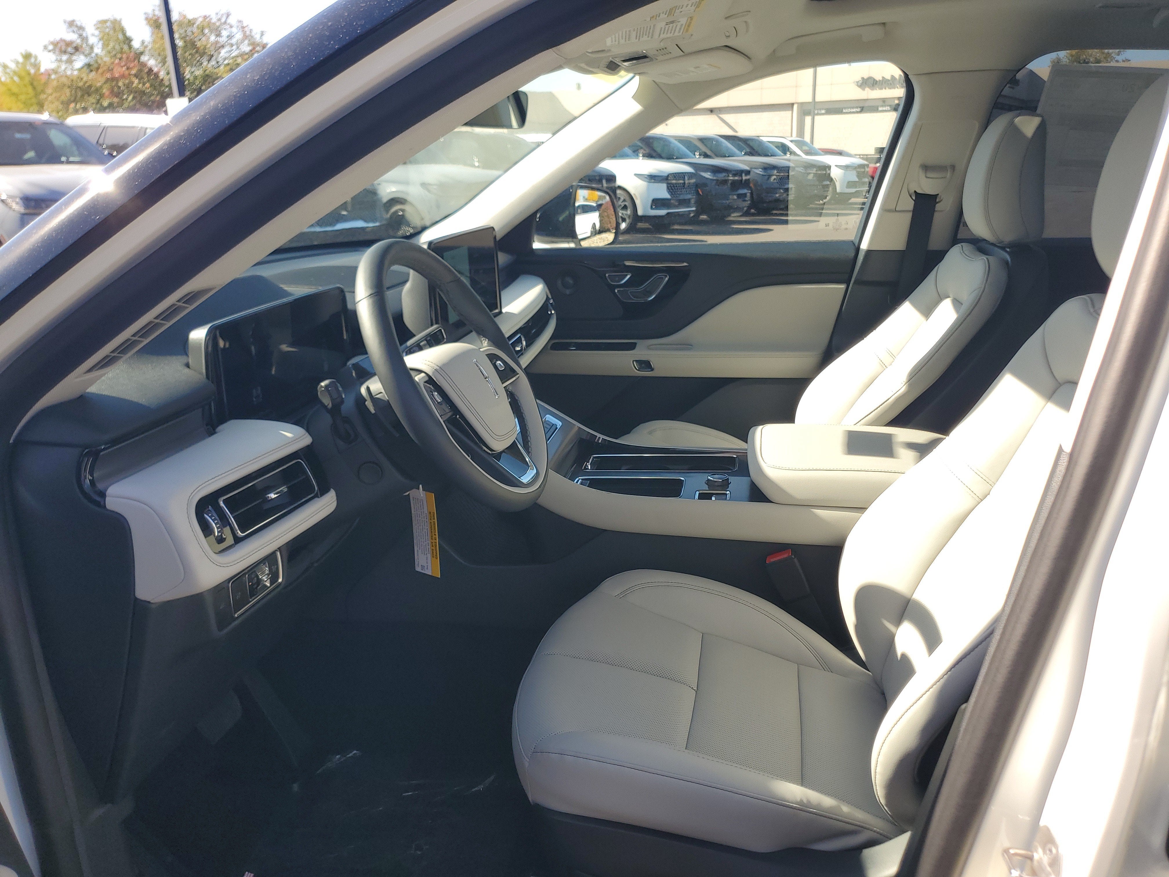 2027 Lincoln Aviator Premiere