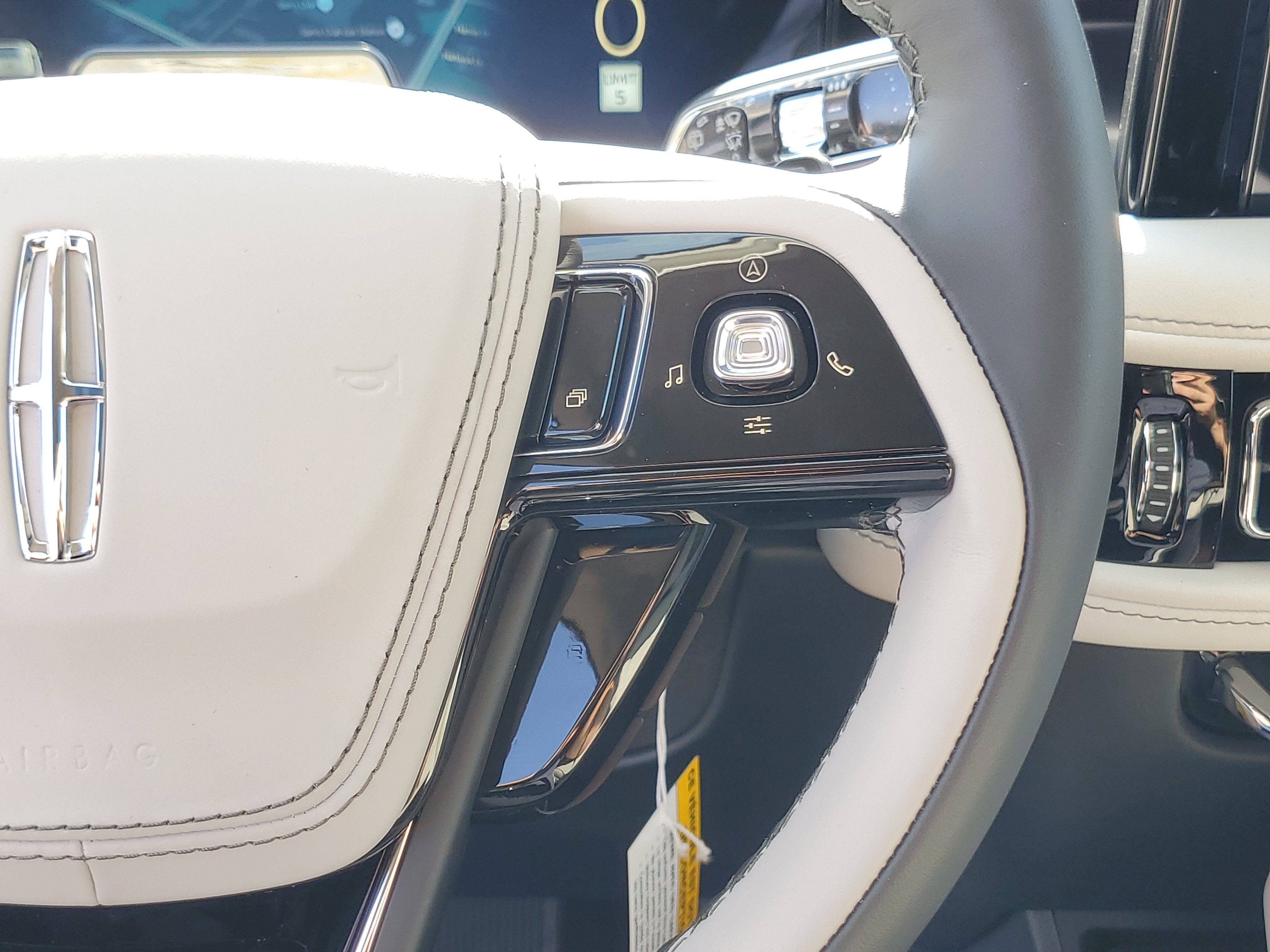 2027 Lincoln Aviator Premiere