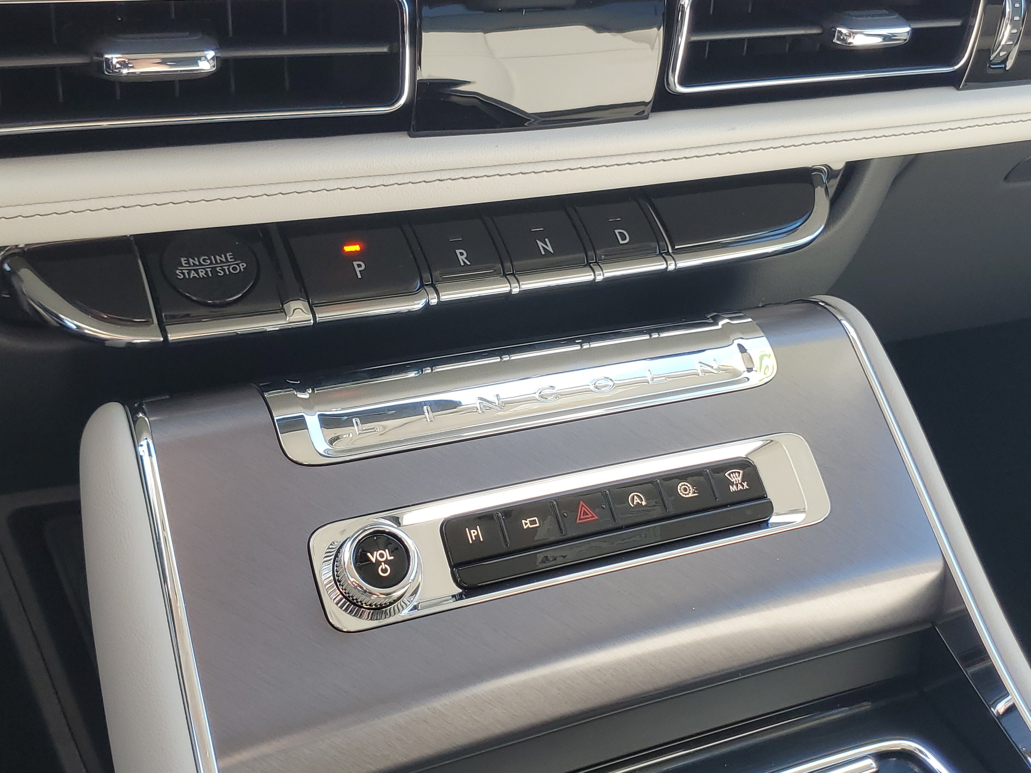 2027 Lincoln Aviator Premiere