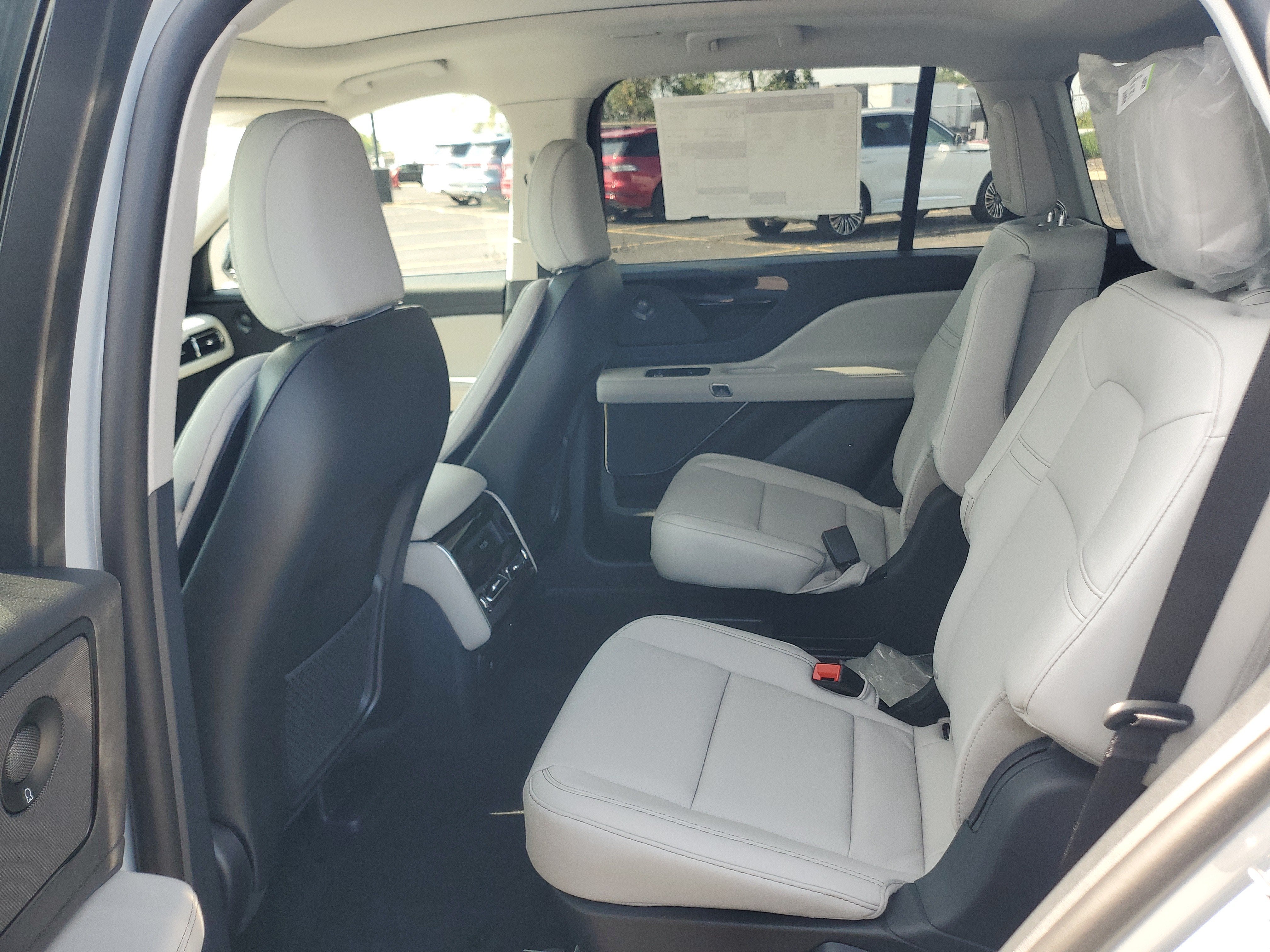 2027 Lincoln Aviator Premiere