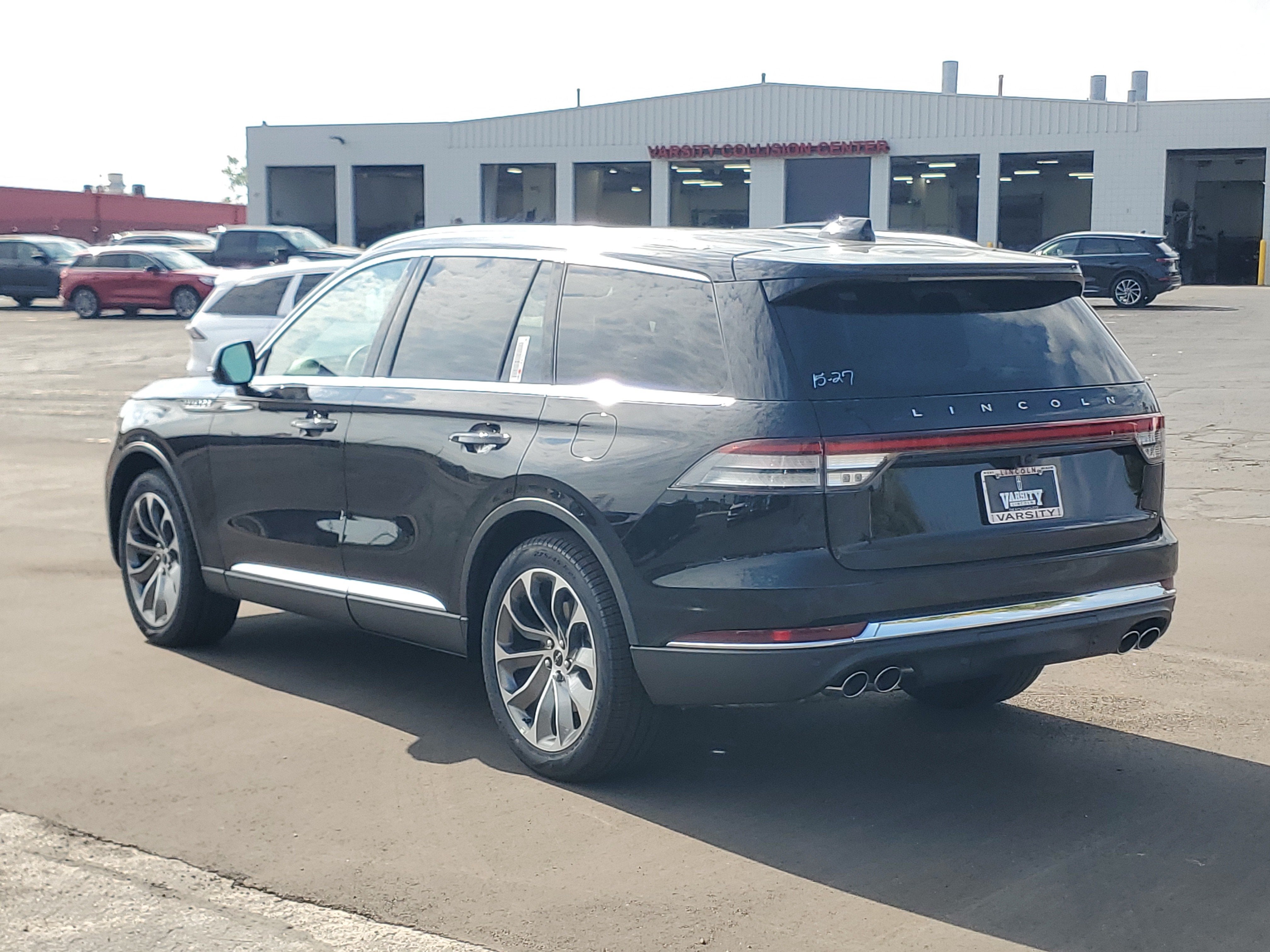 2027 Lincoln Aviator Premiere