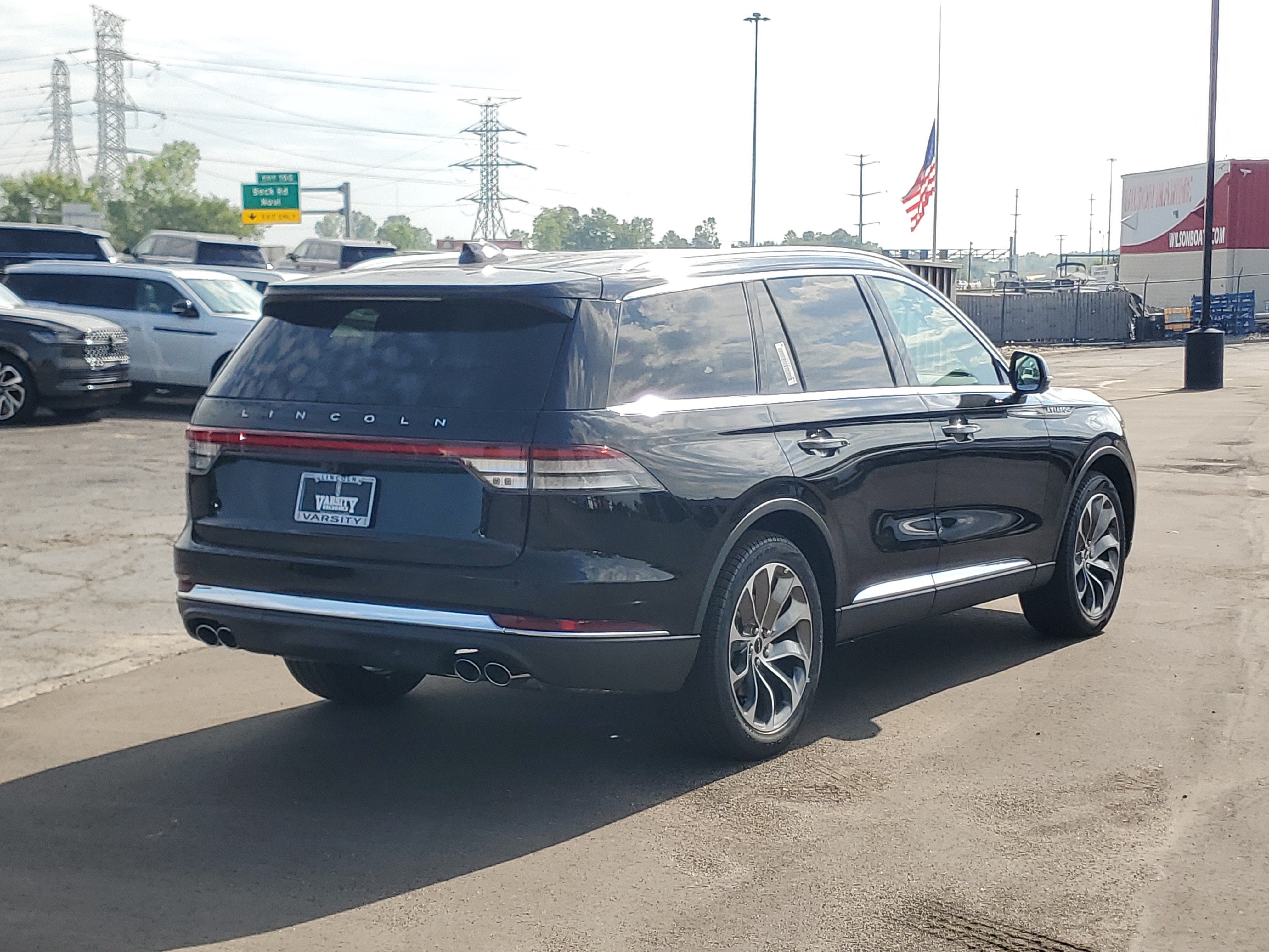 2027 Lincoln Aviator Premiere