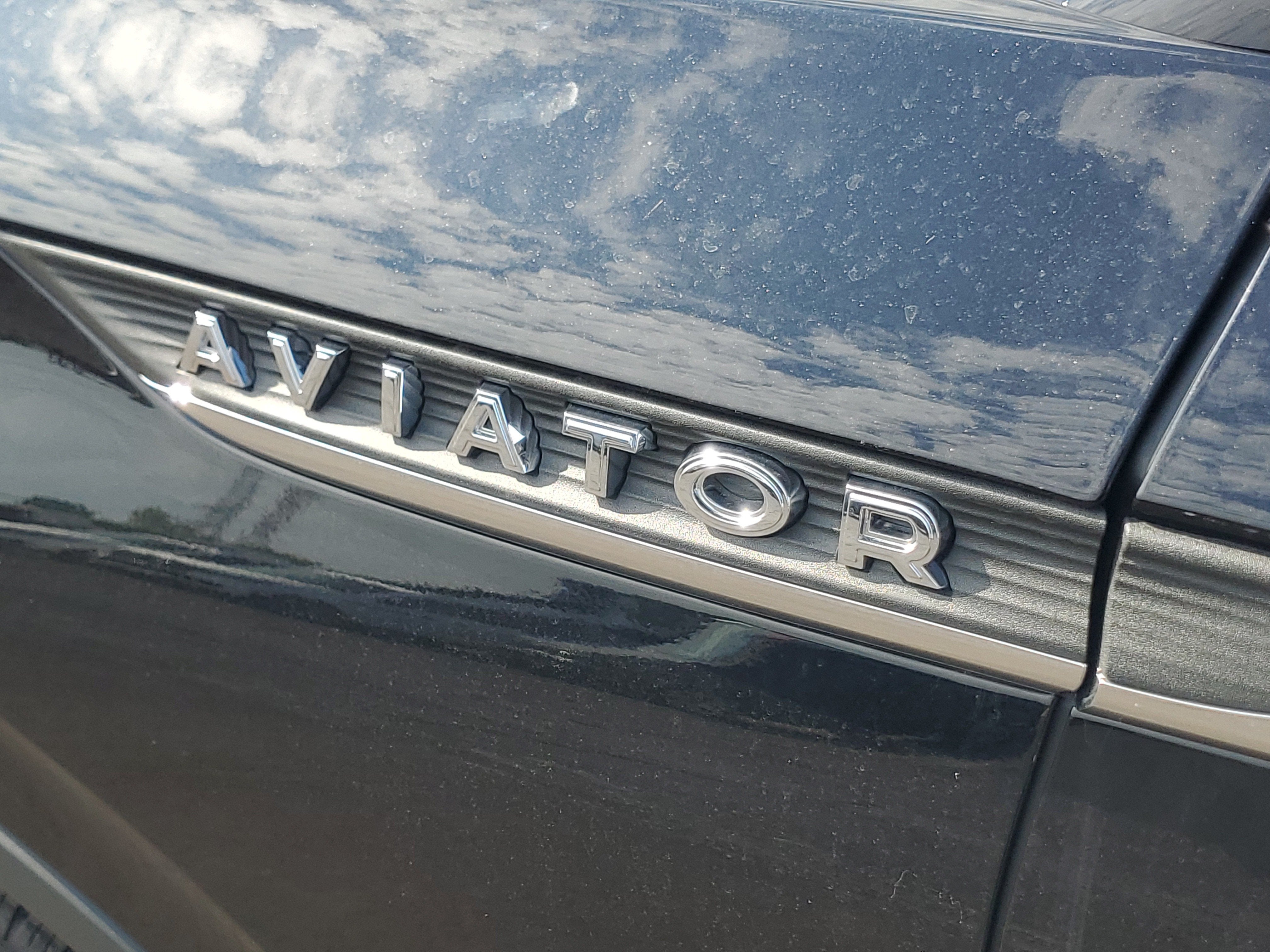 2027 Lincoln Aviator Premiere
