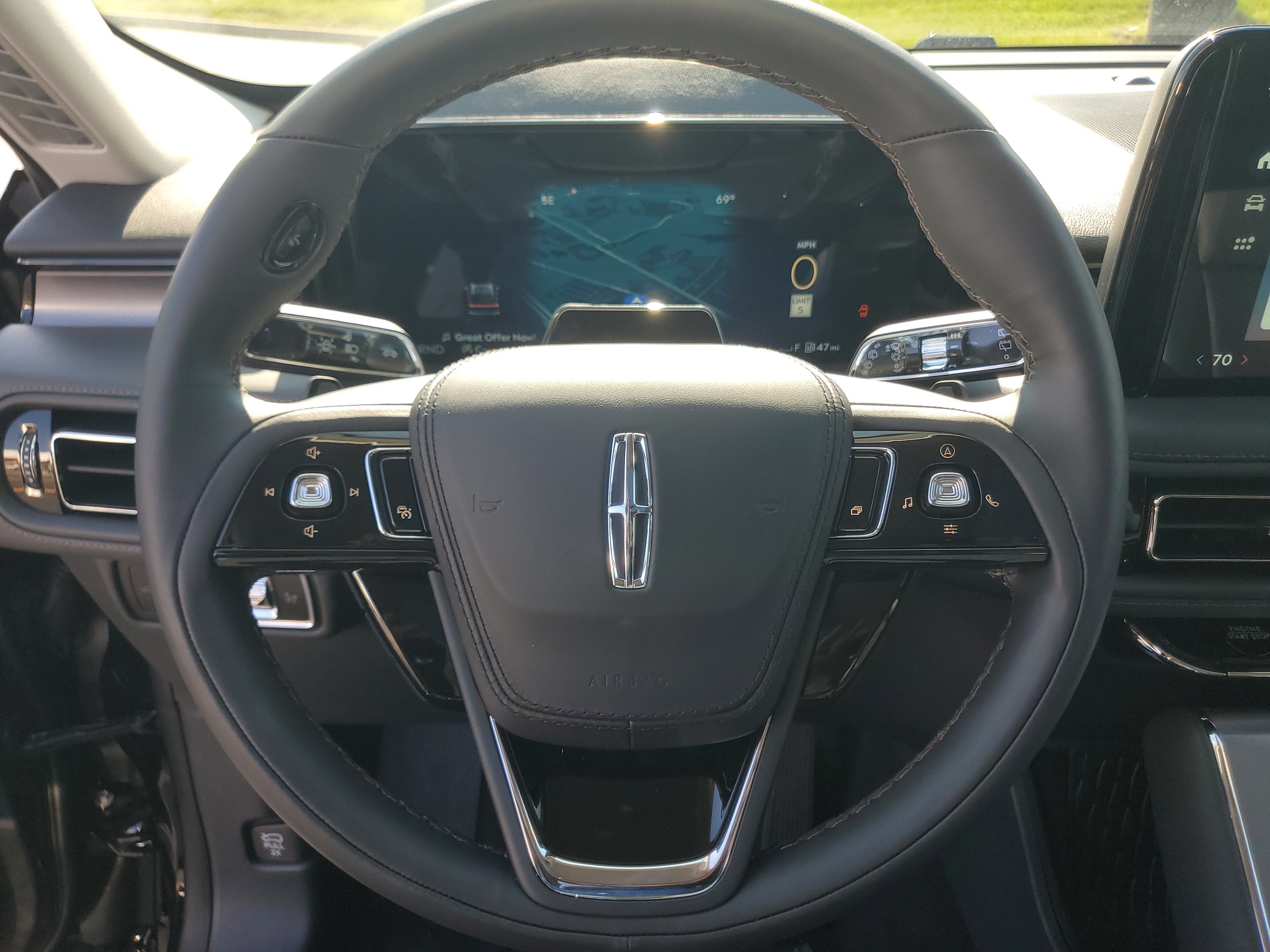 2027 Lincoln Aviator Premiere