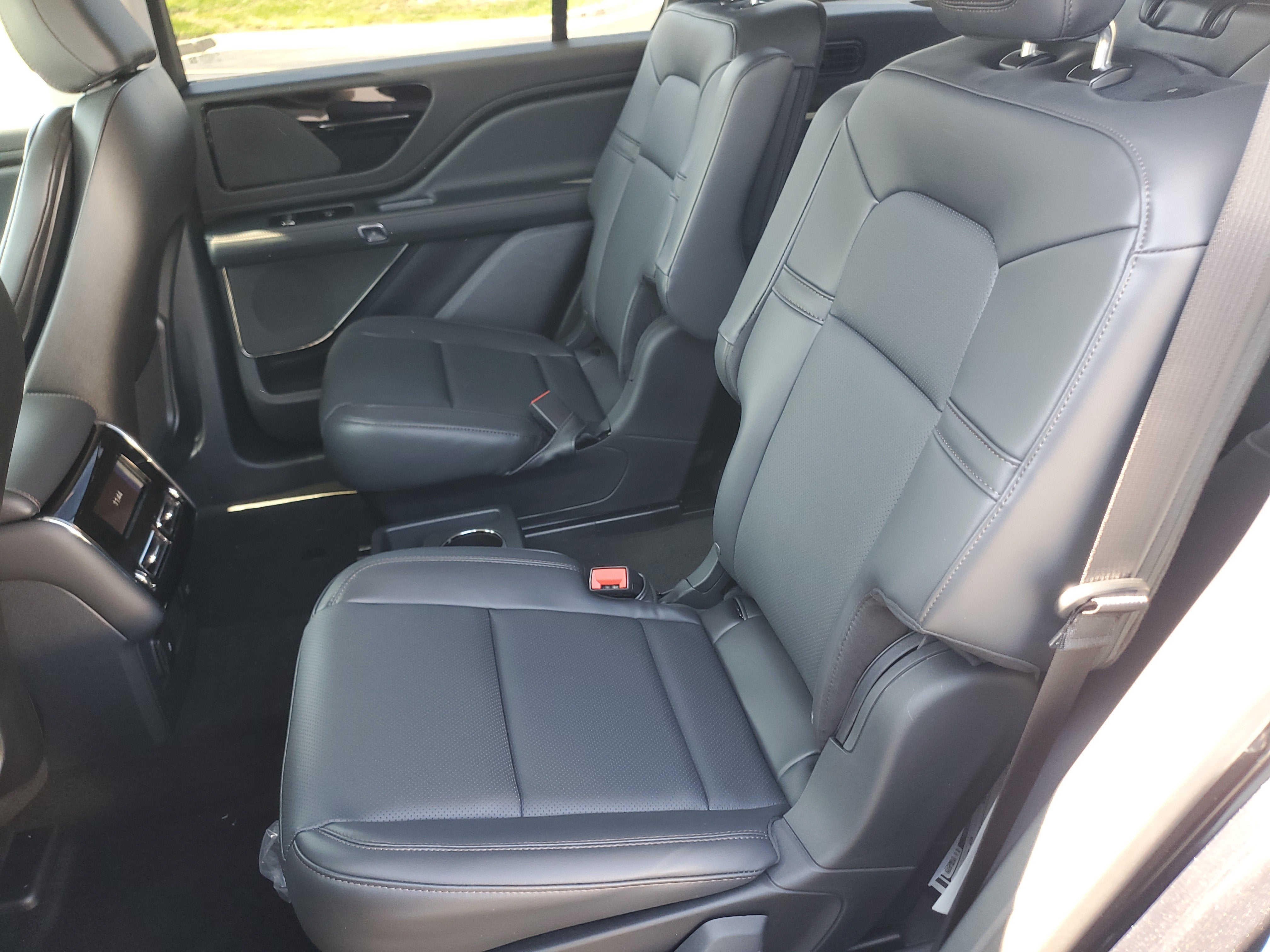 2027 Lincoln Aviator Premiere