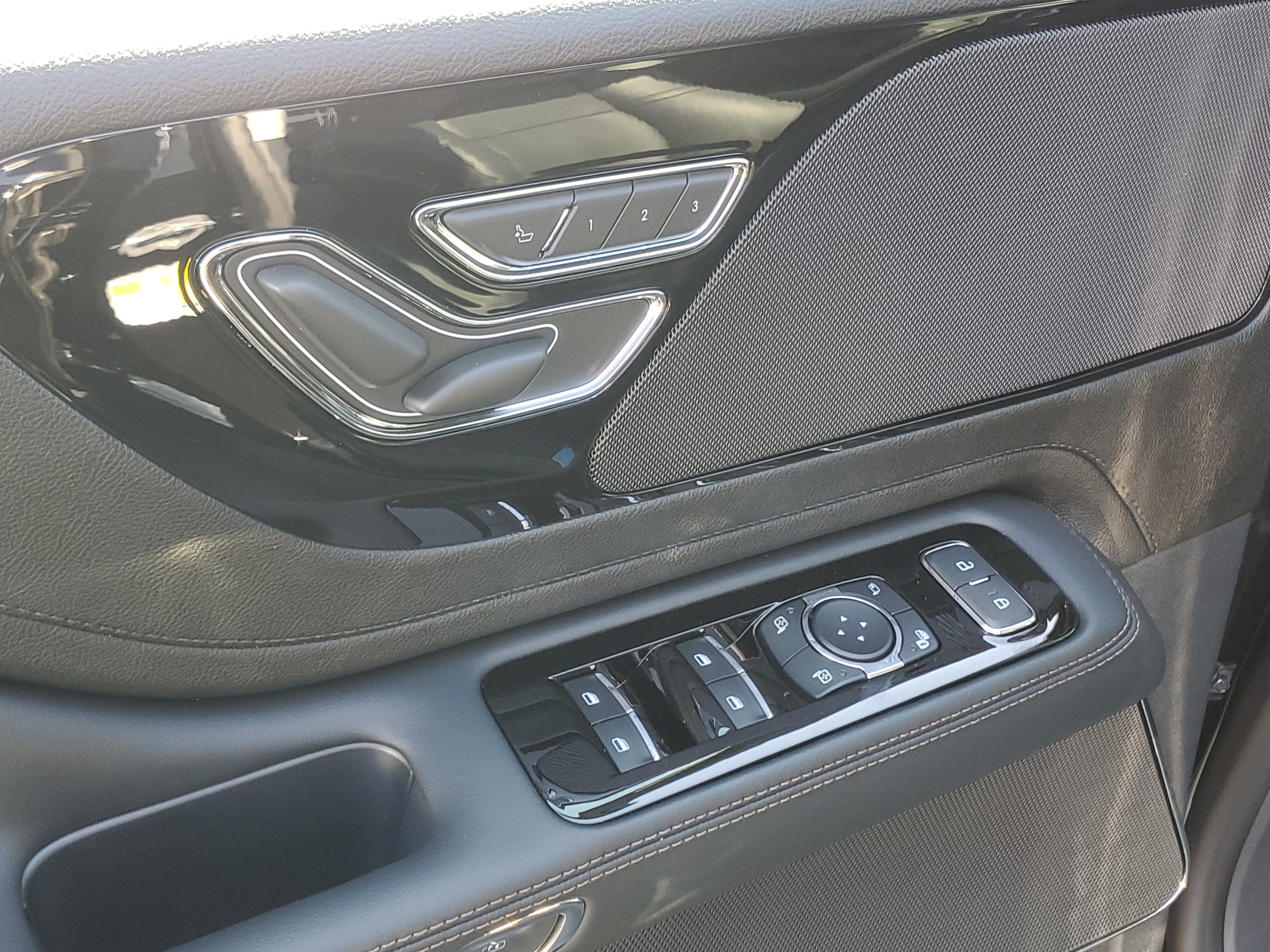 2027 Lincoln Aviator Premiere