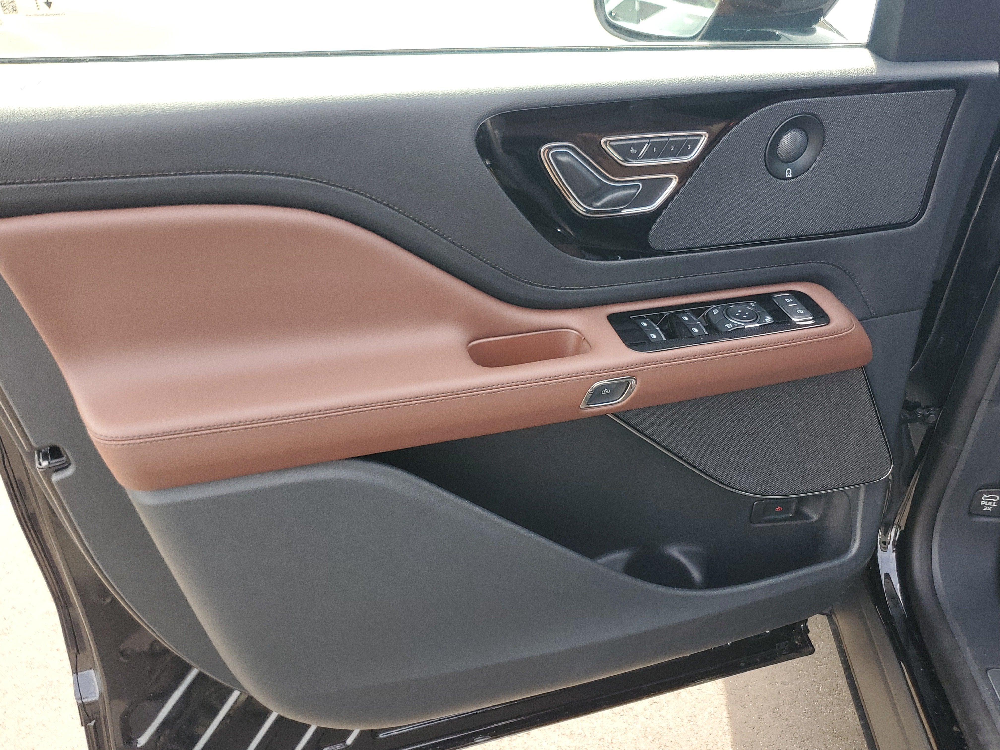 2027 Lincoln Aviator Reserve