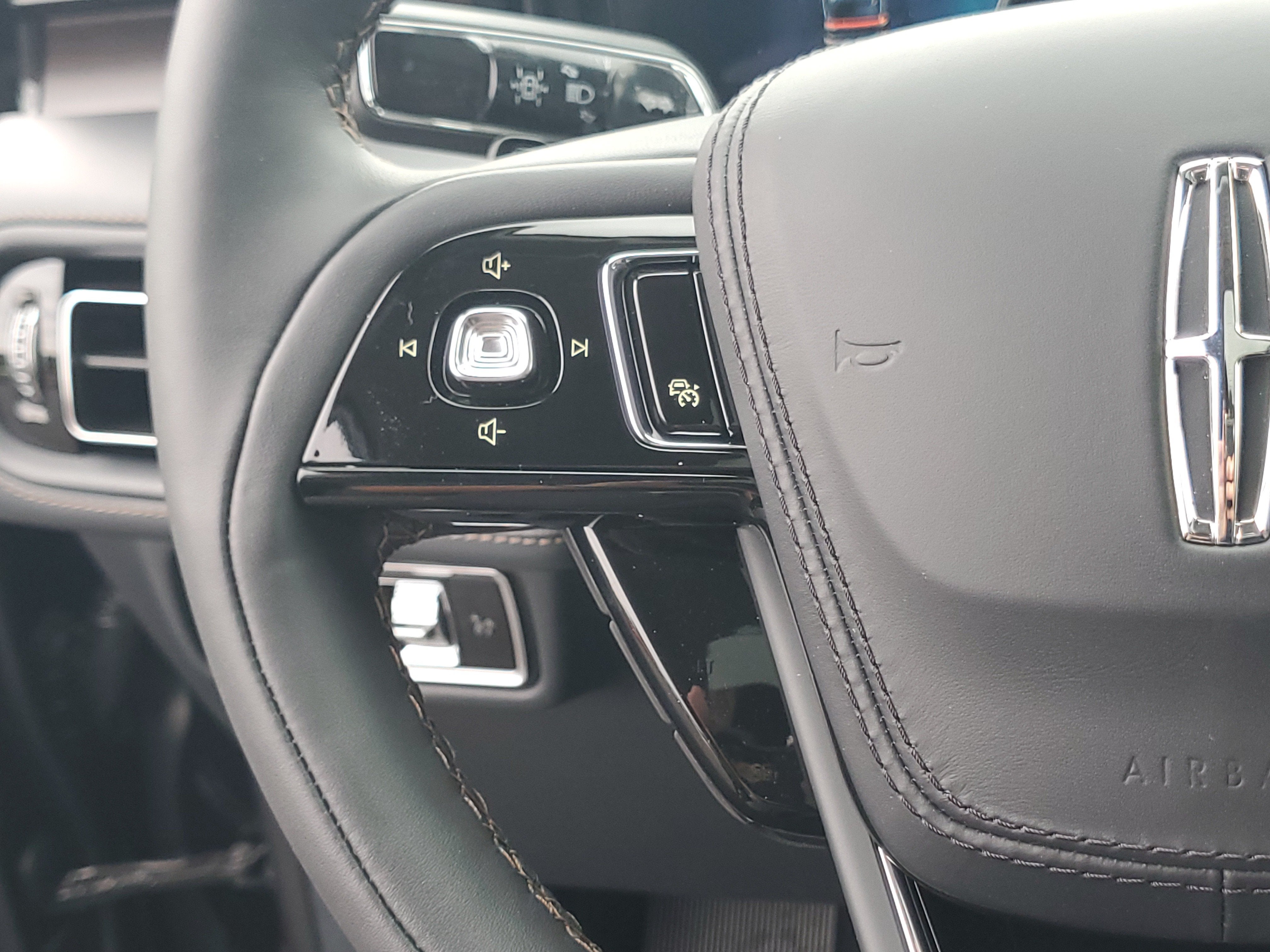 2027 Lincoln Aviator Reserve