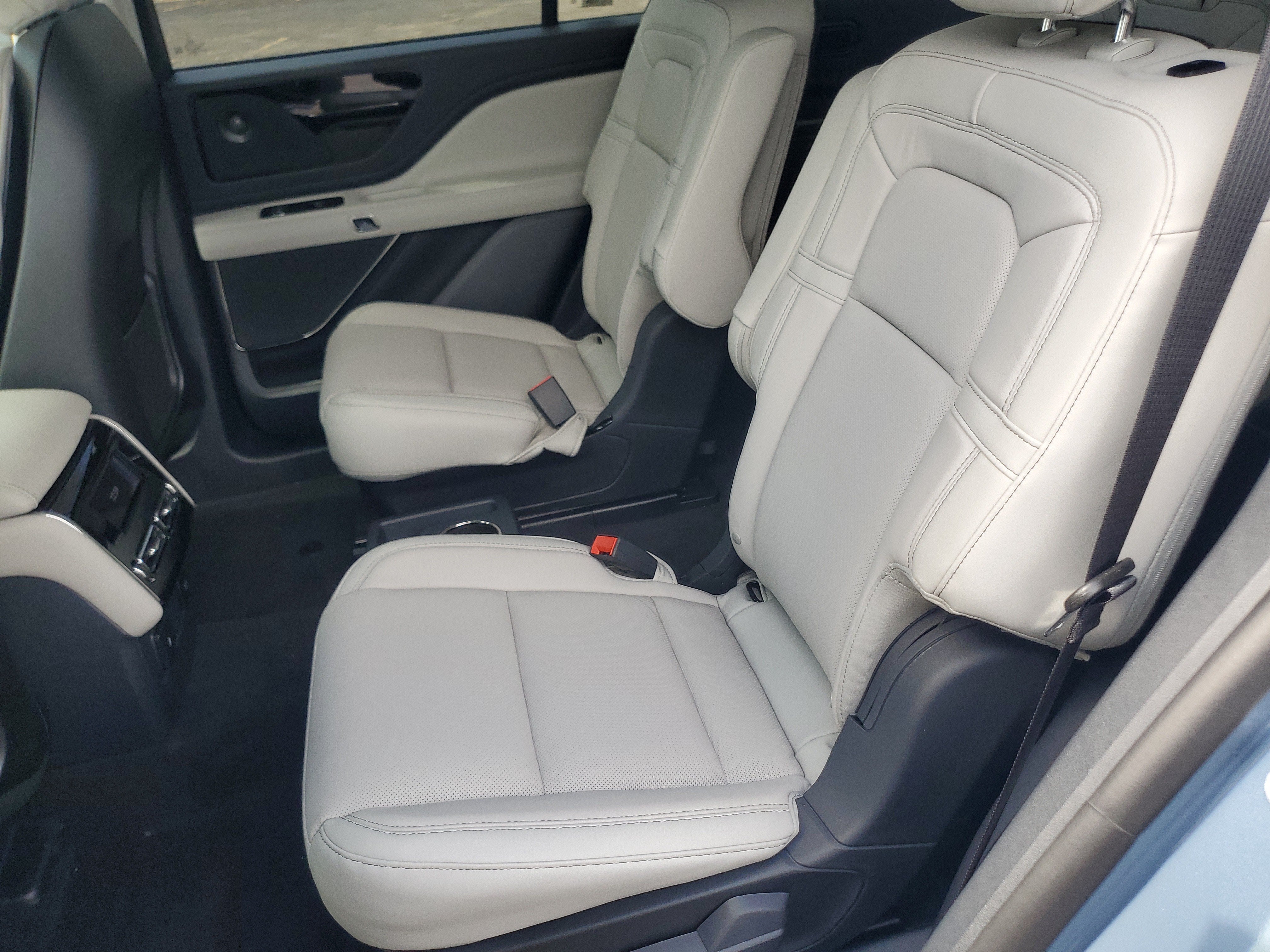 2027 Lincoln Aviator Reserve