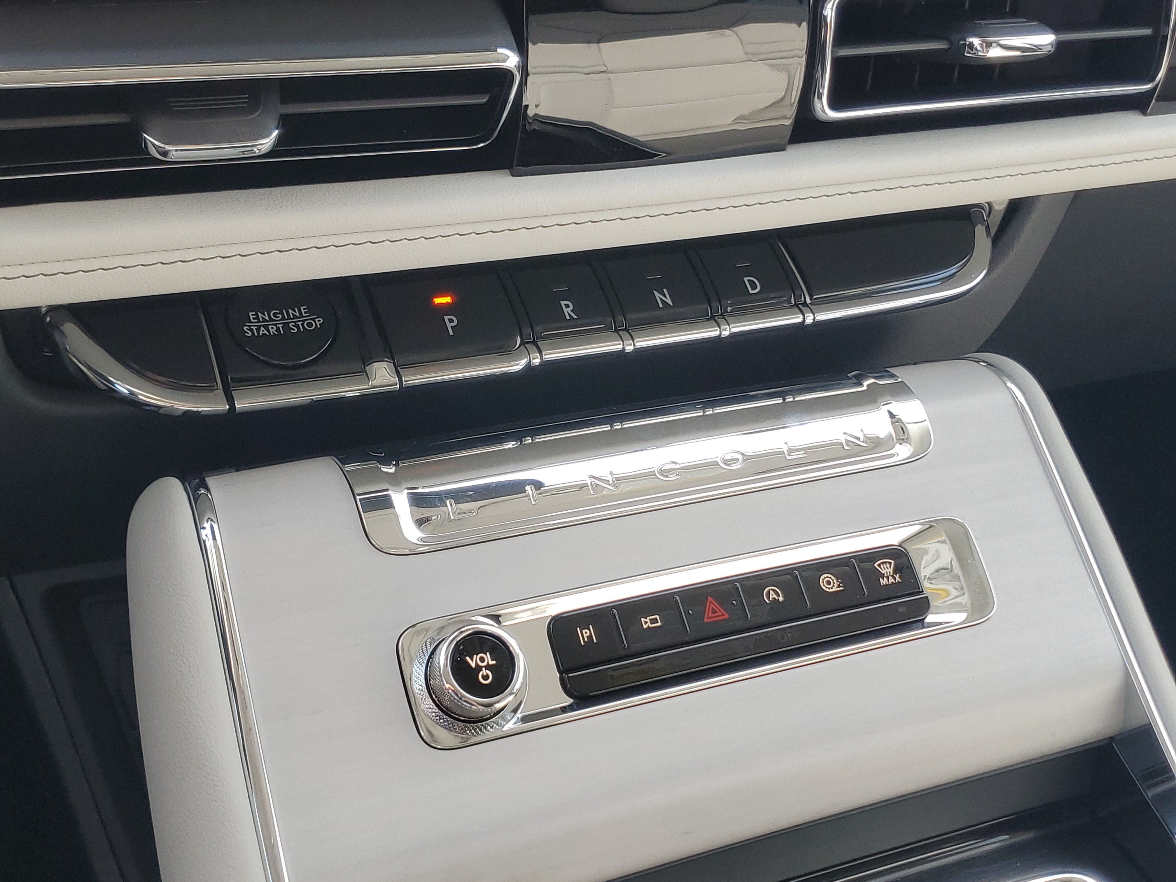 2027 Lincoln Aviator Reserve