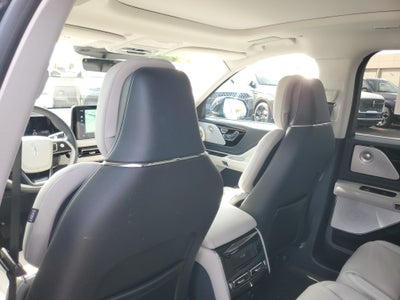 2027 Lincoln Aviator Reserve