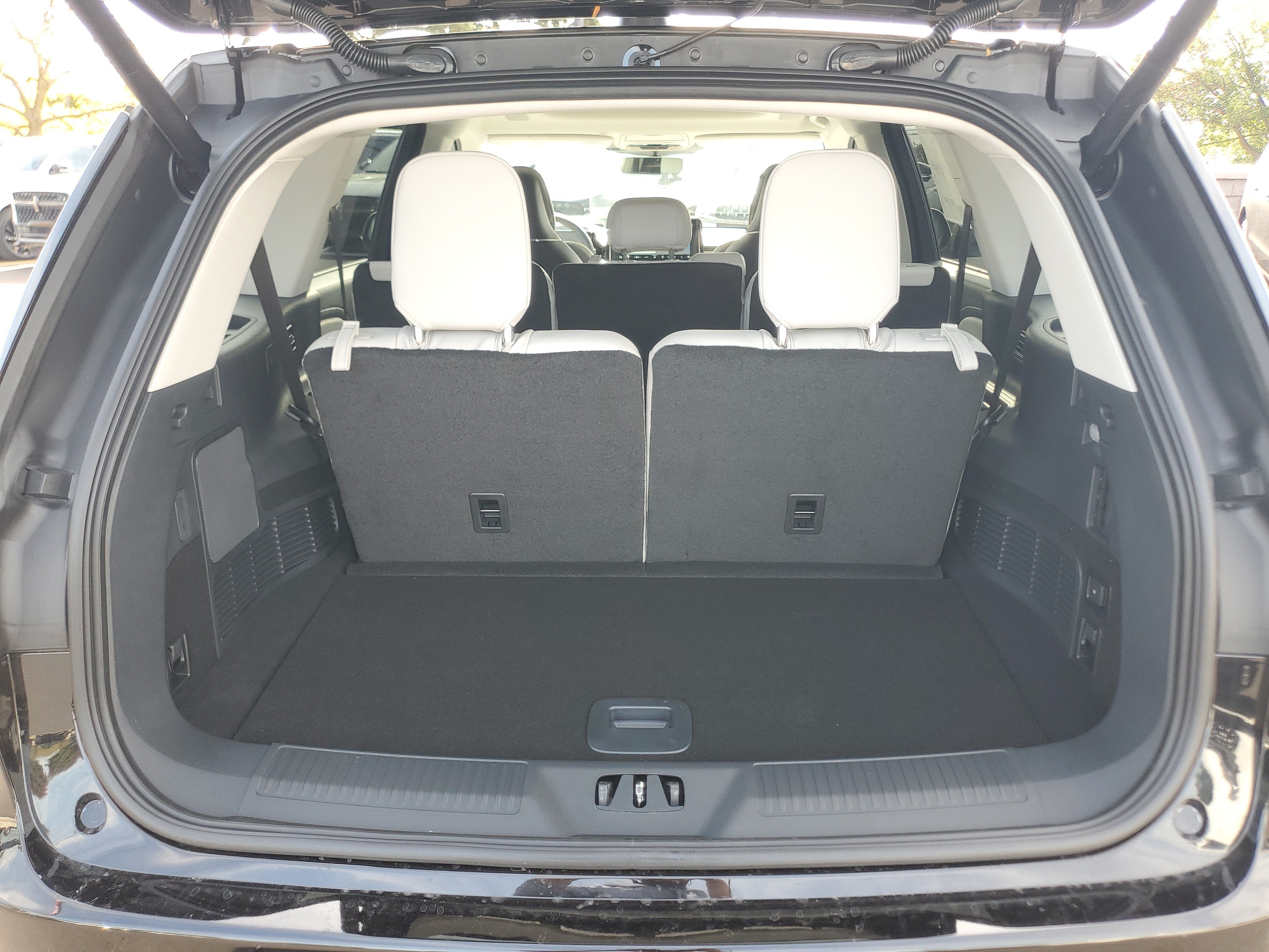 2027 Lincoln Aviator Reserve