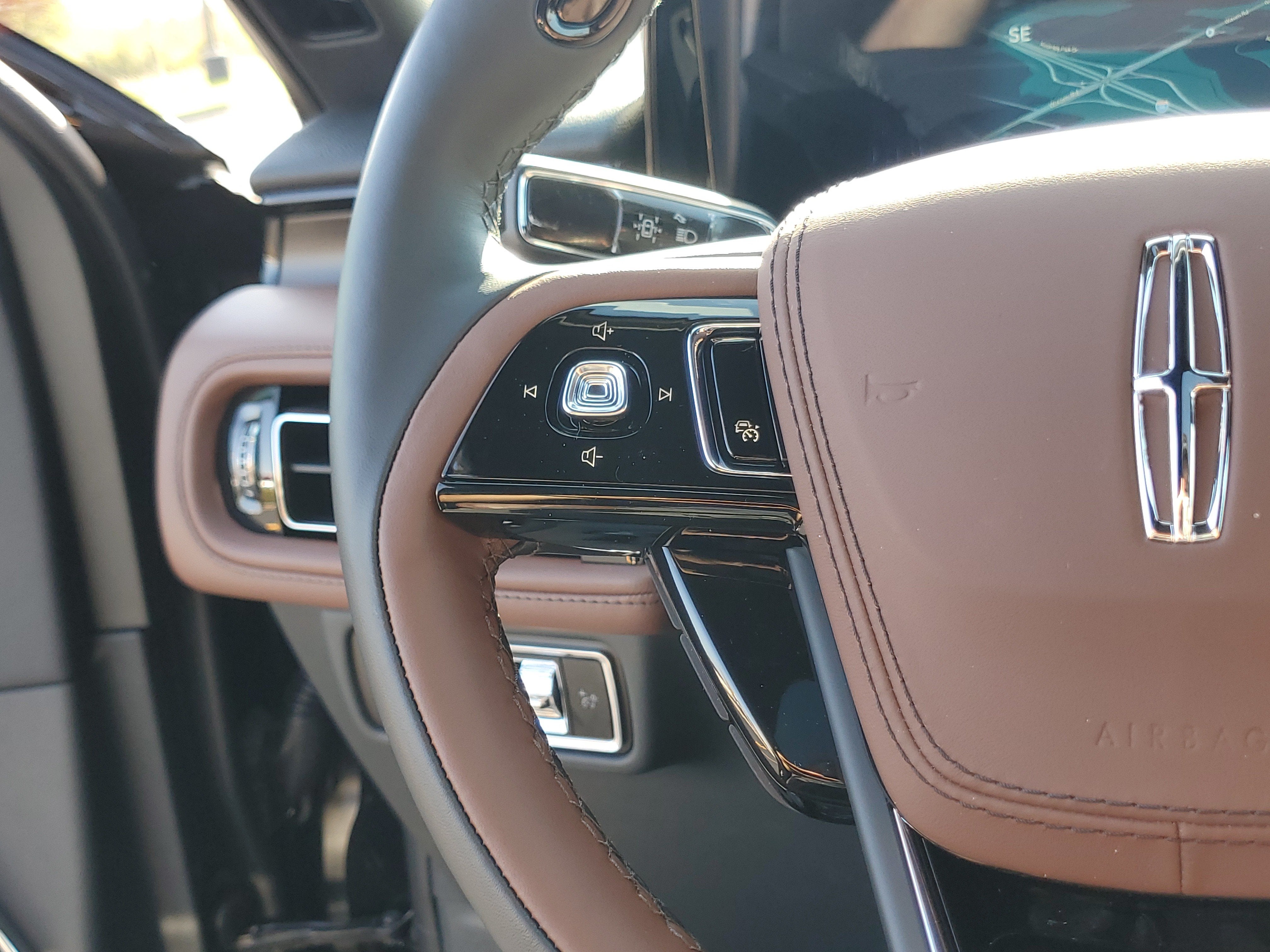 2027 Lincoln Aviator Reserve