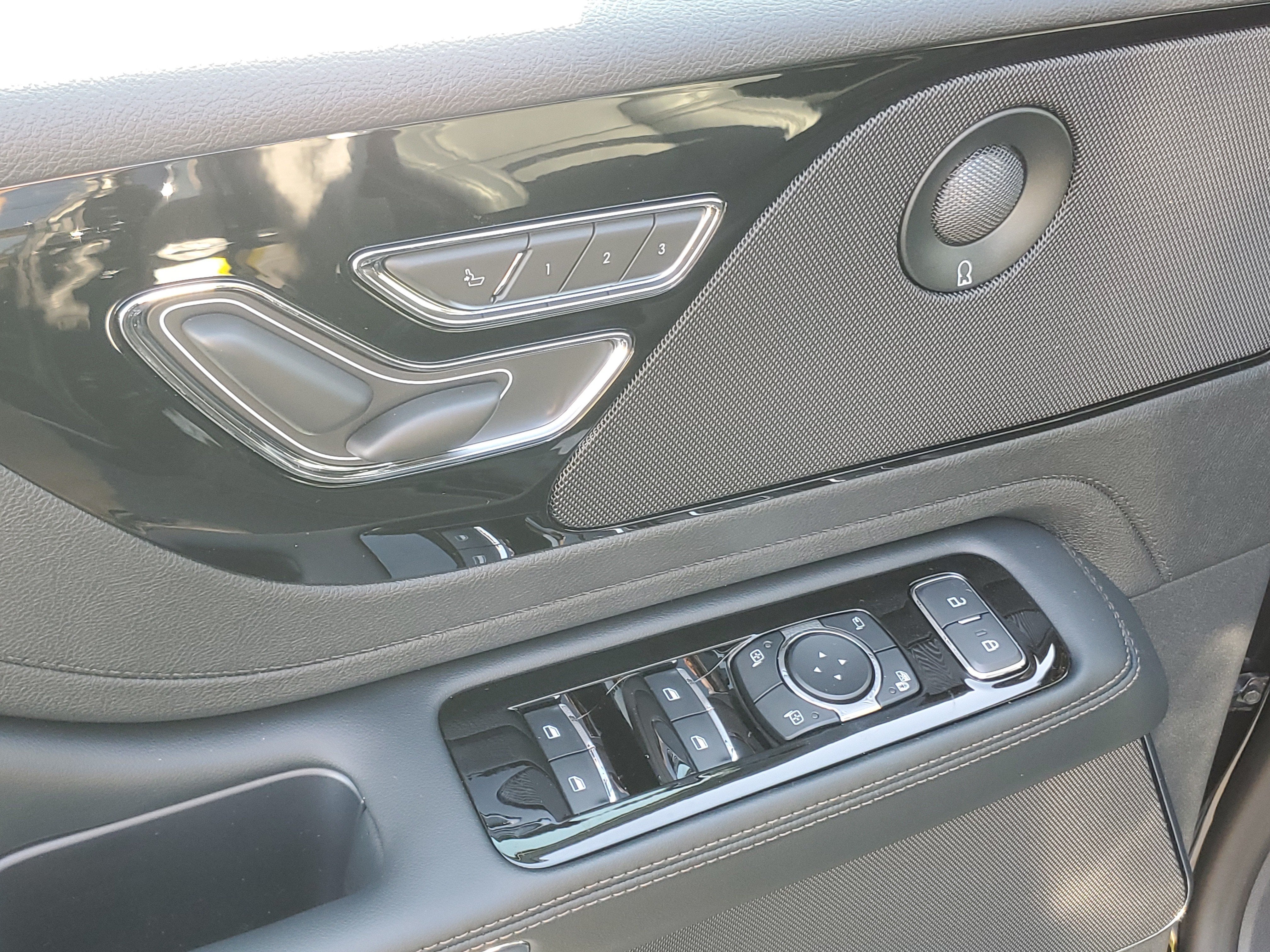 2027 Lincoln Aviator Reserve