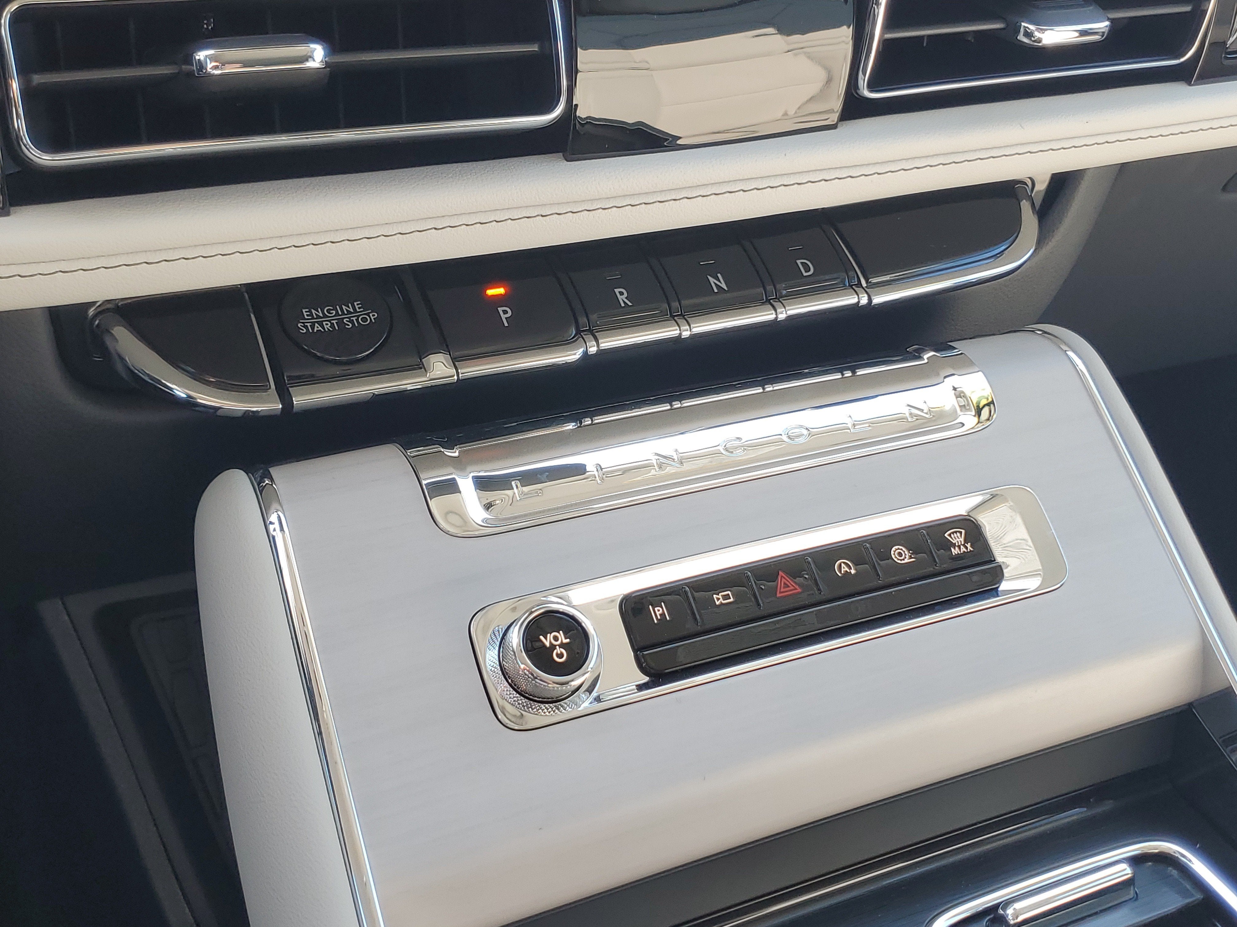 2027 Lincoln Aviator Reserve