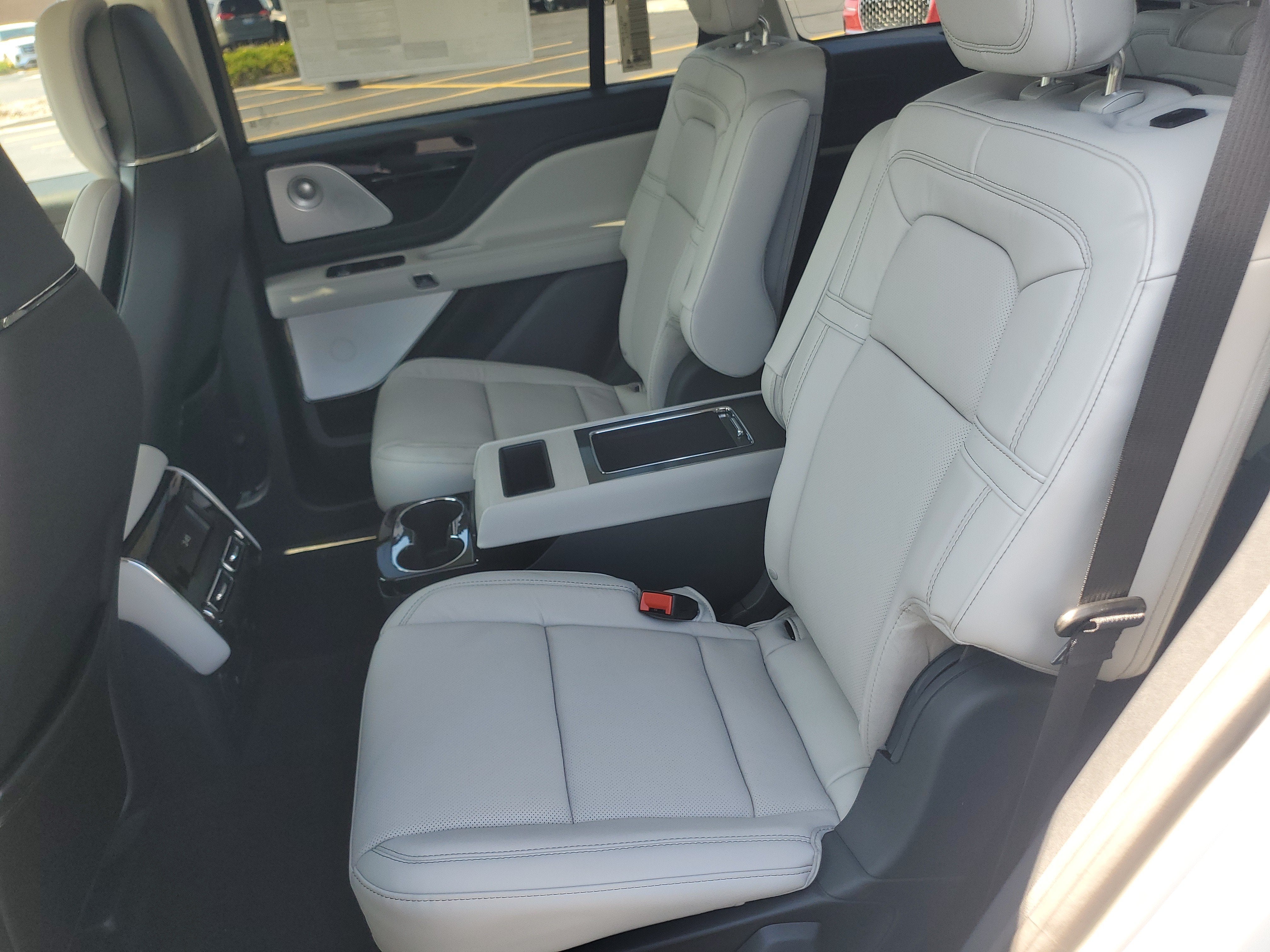 2027 Lincoln Aviator Reserve