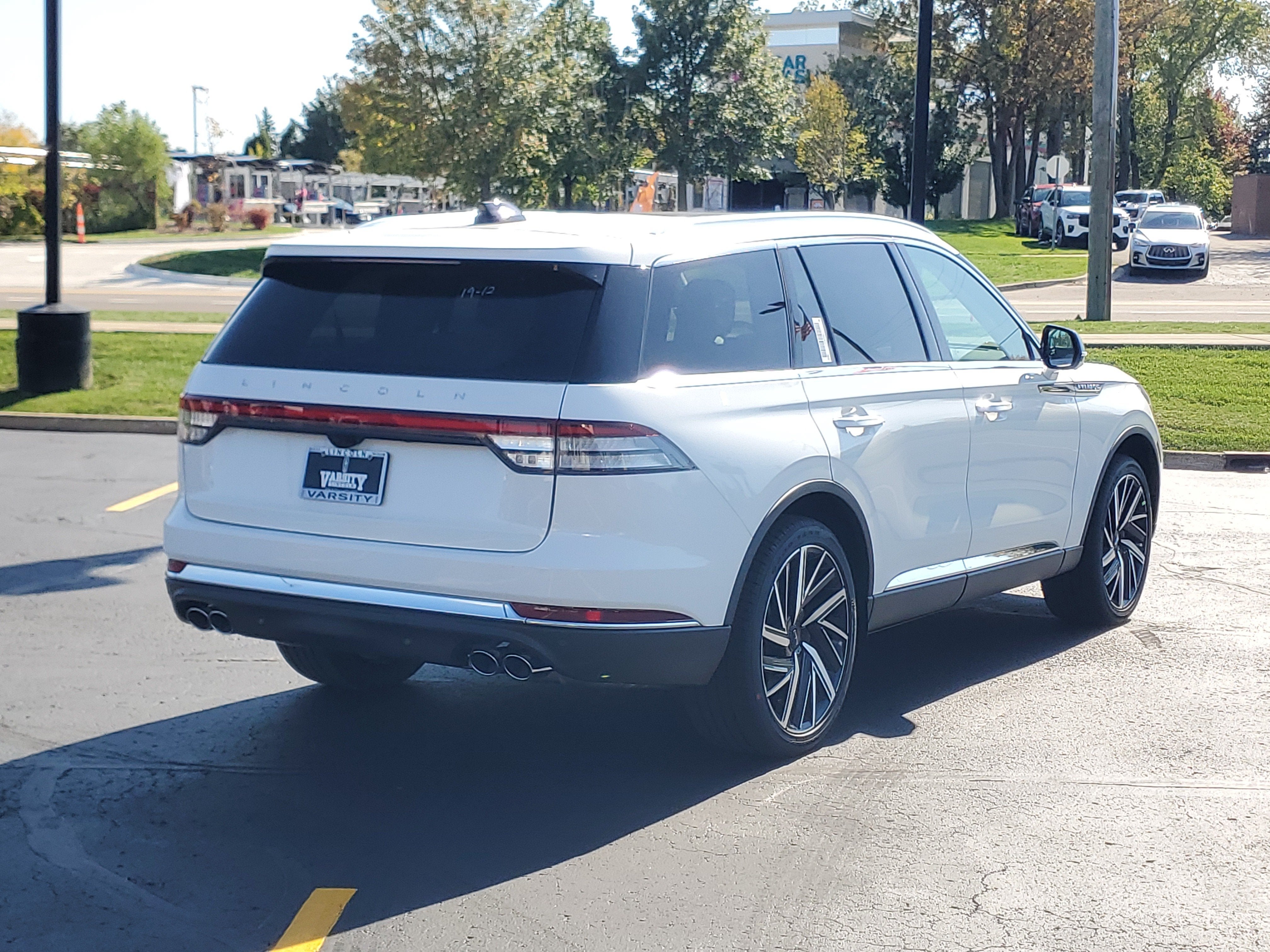 2027 Lincoln Aviator Reserve