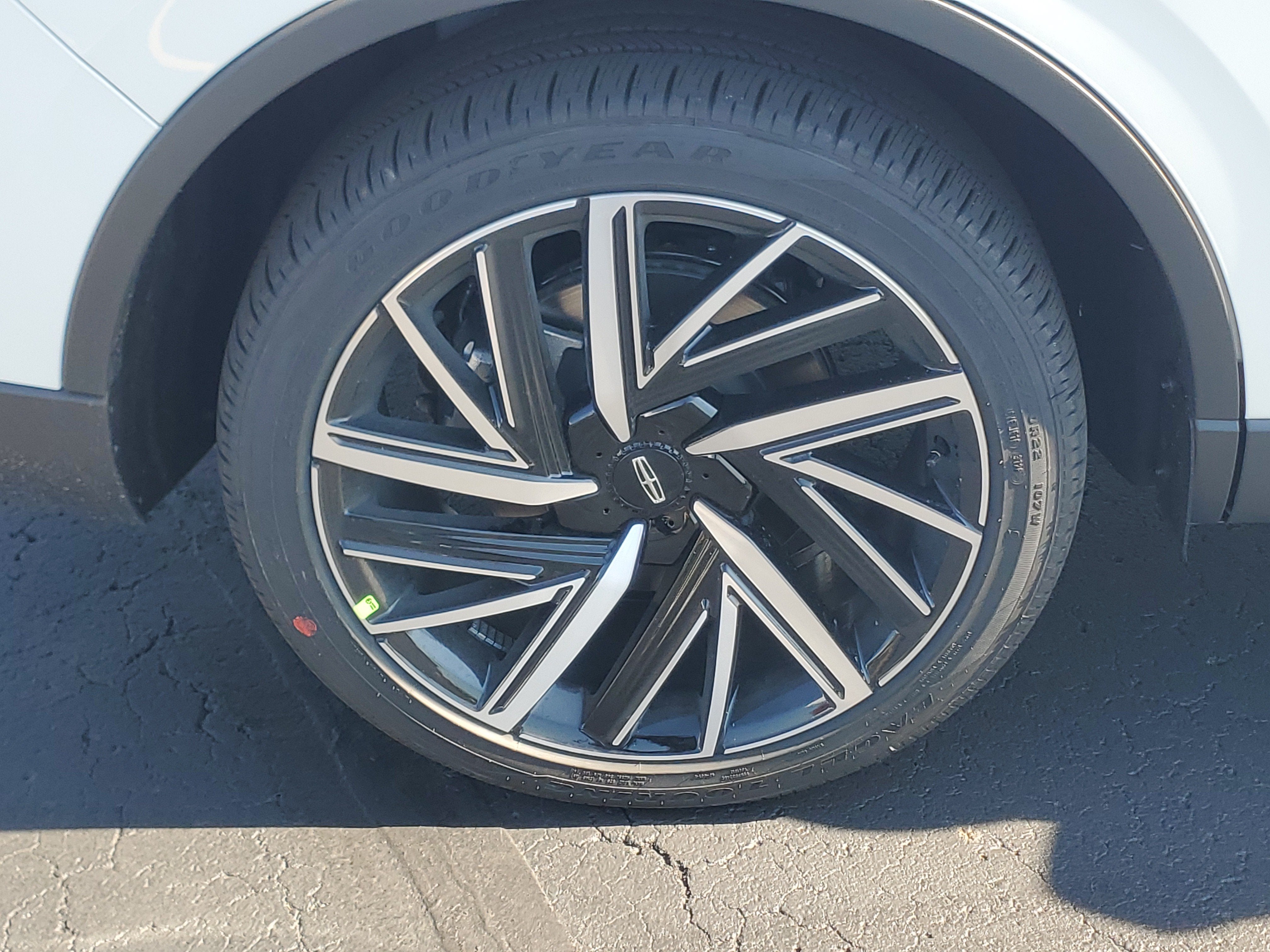 2027 Lincoln Aviator Reserve
