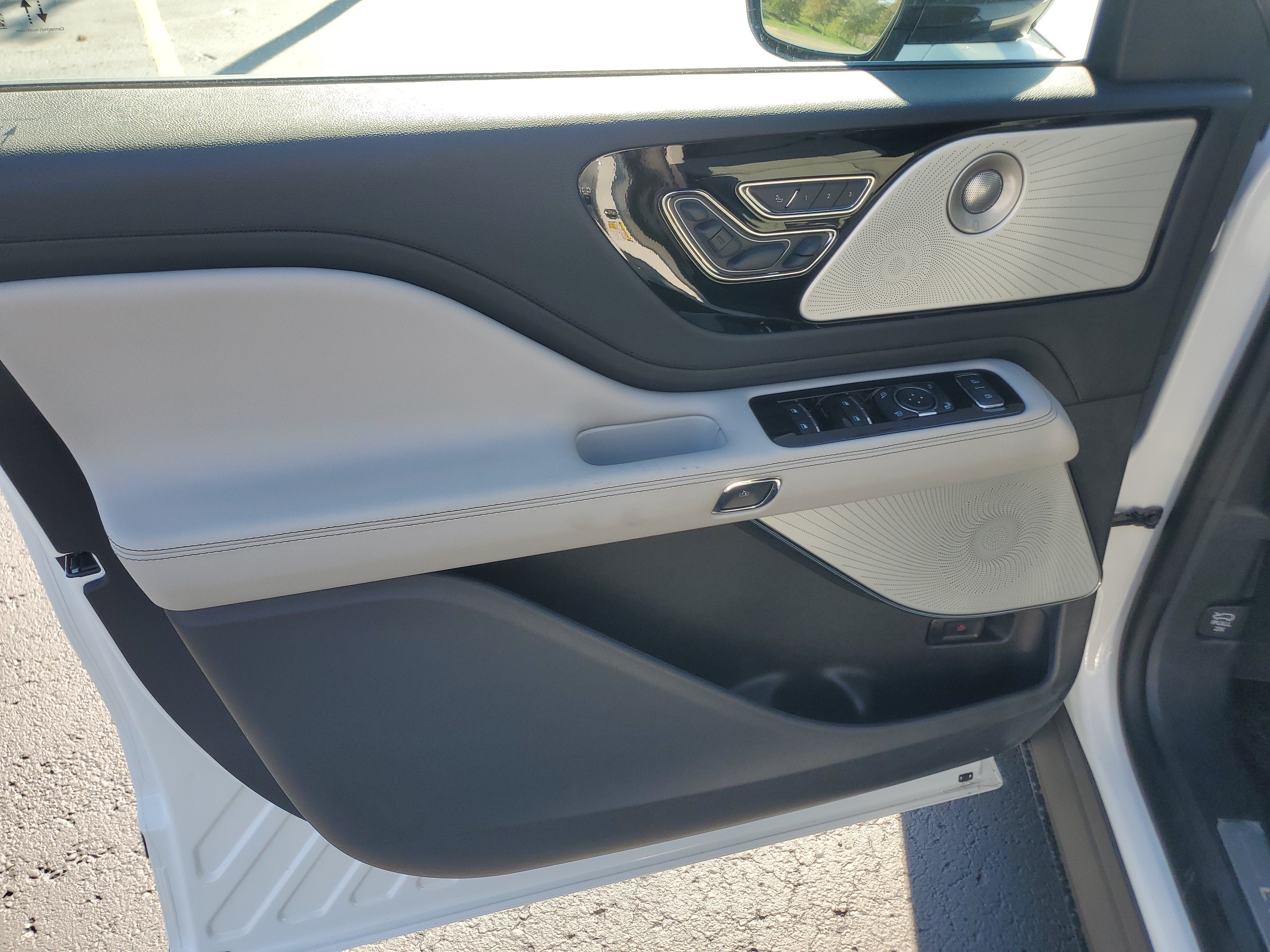 2027 Lincoln Aviator Reserve