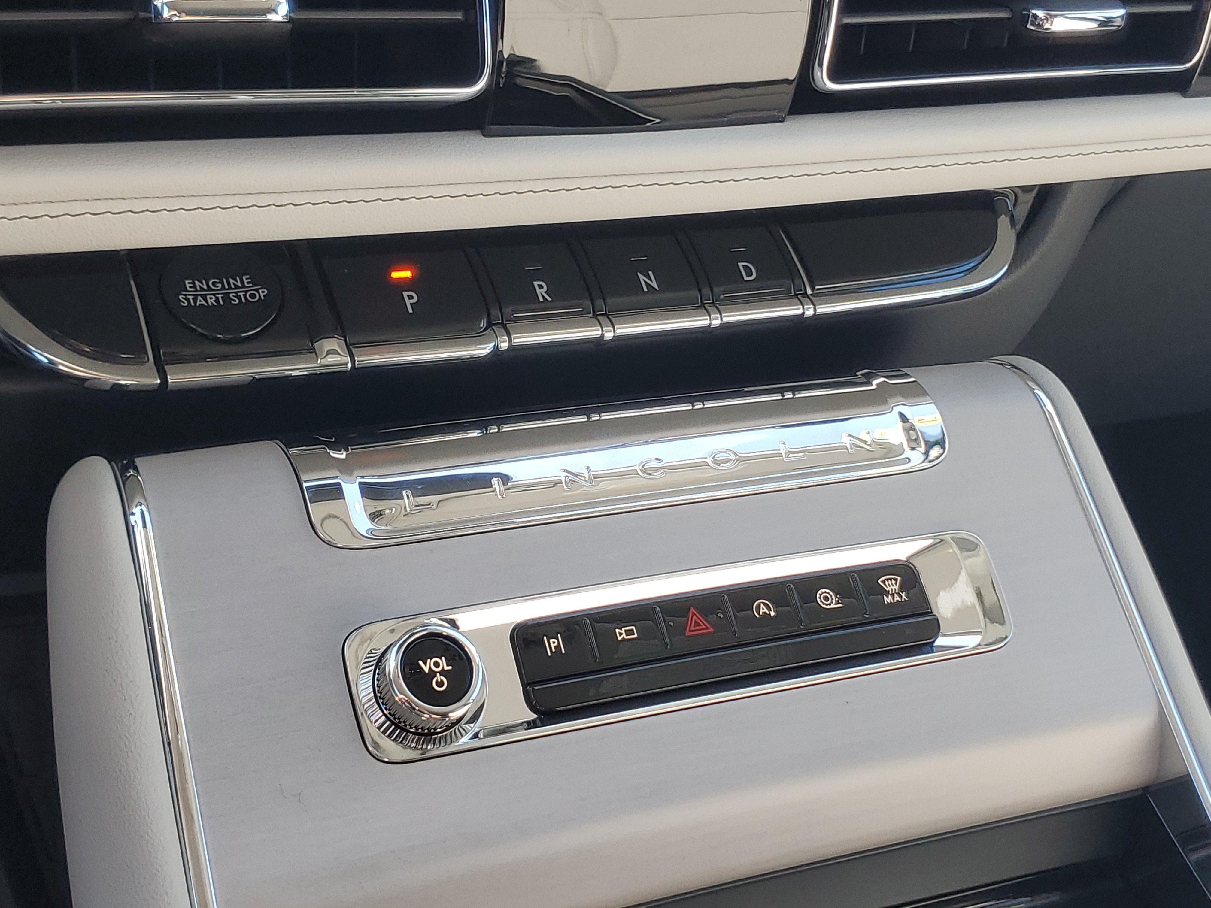 2027 Lincoln Aviator Reserve