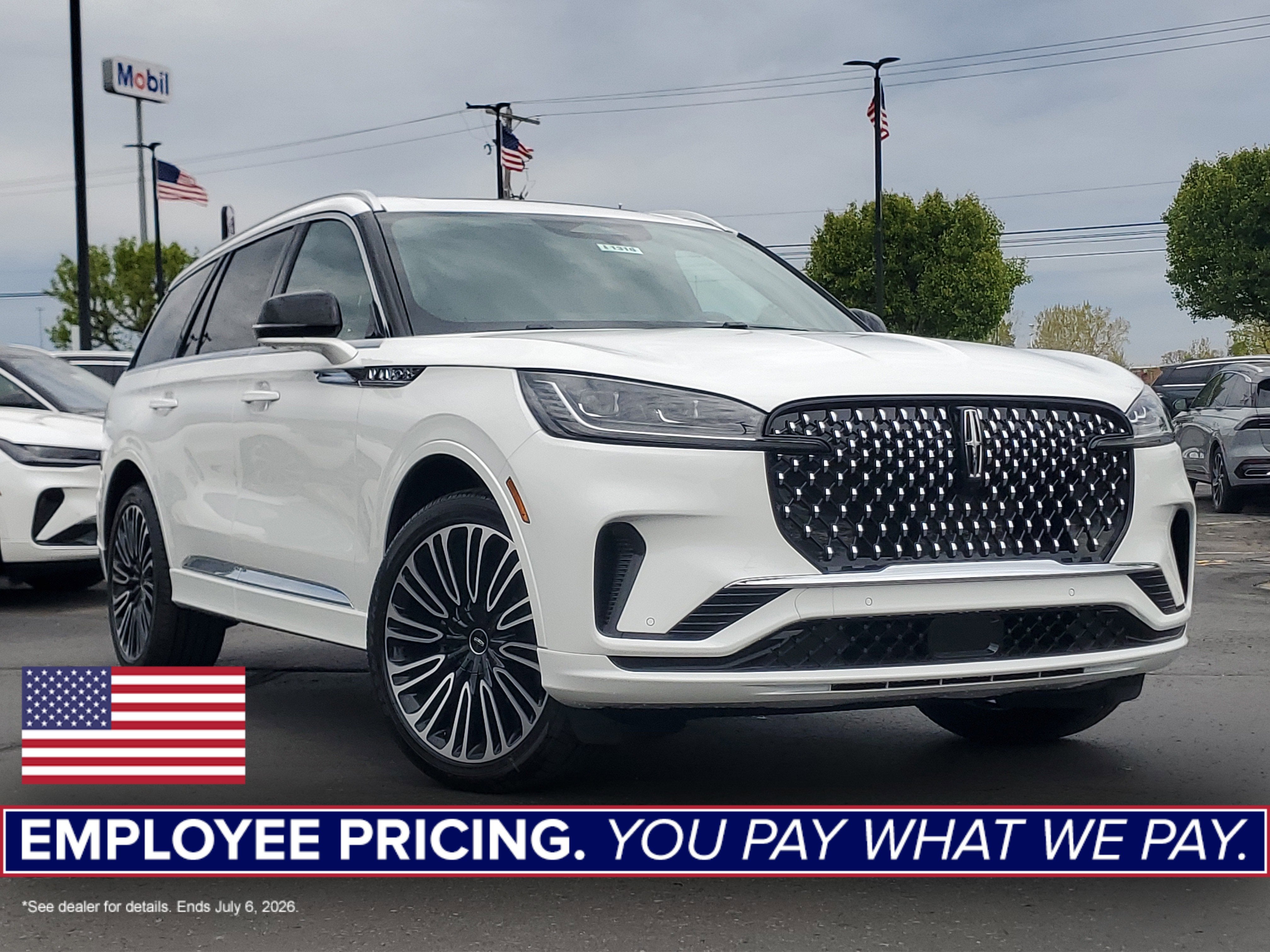 2026 Lincoln Aviator Black Label AWD's photo