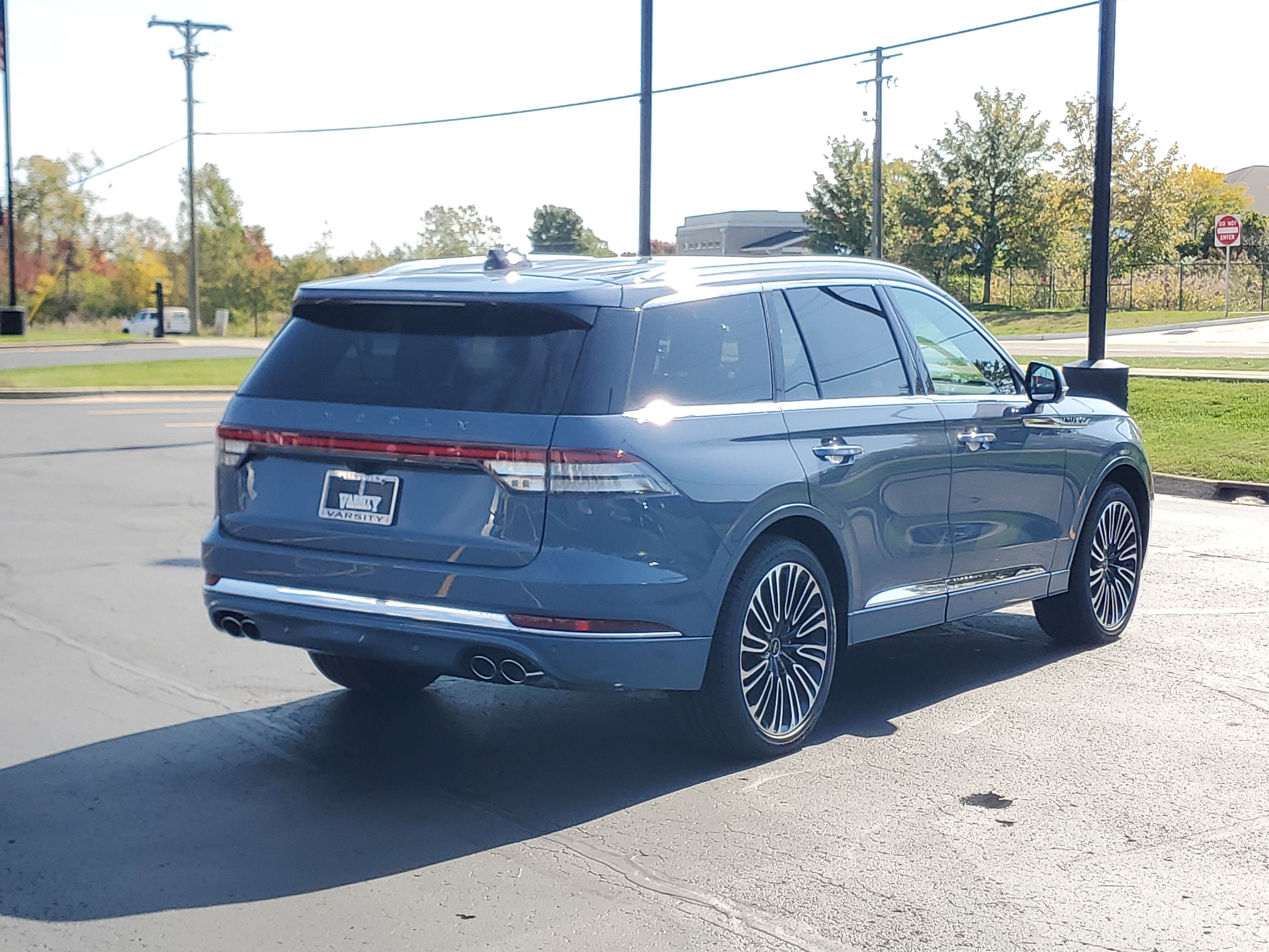 2027 Lincoln Aviator Black Label
