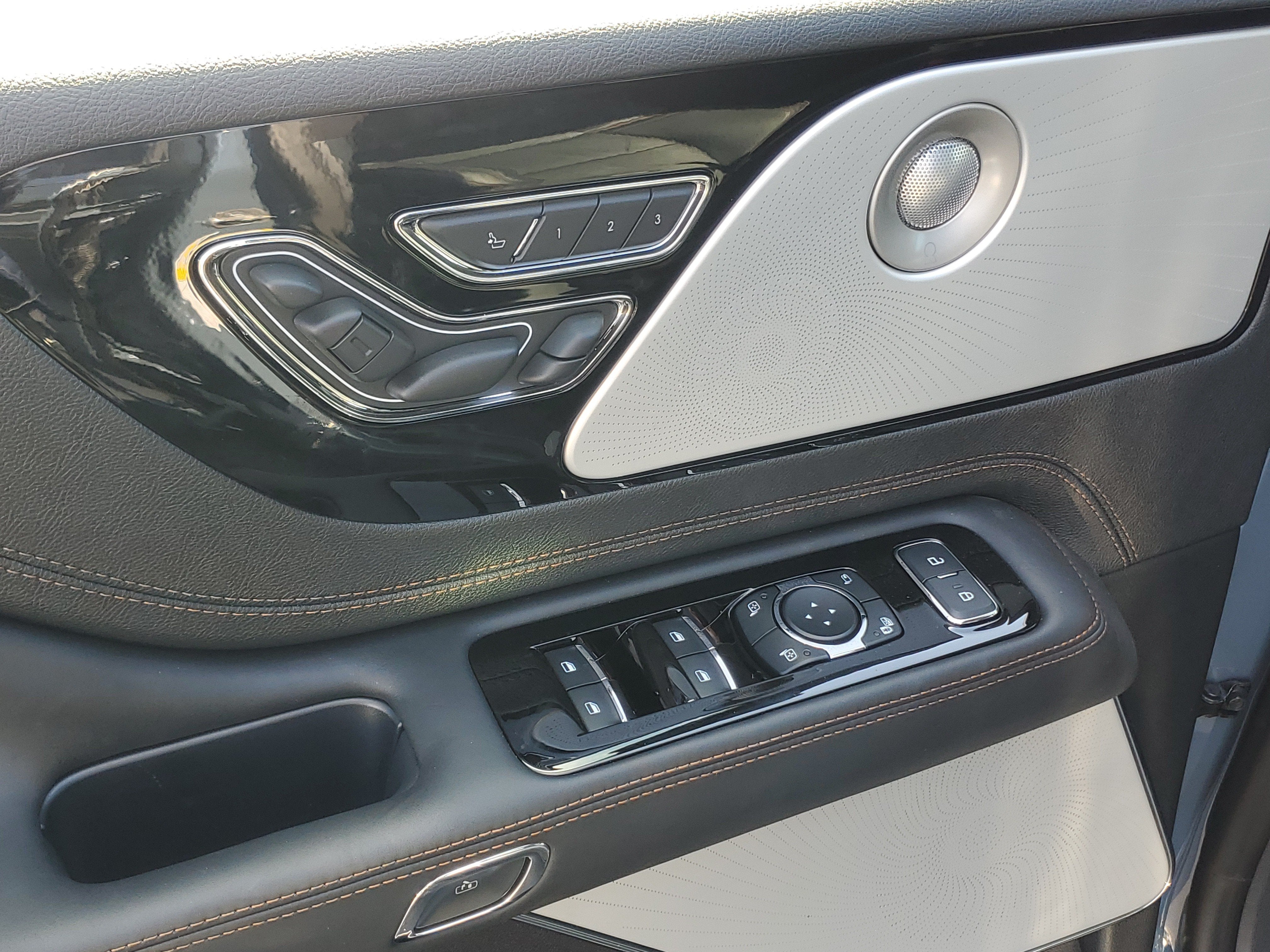 2027 Lincoln Aviator Black Label