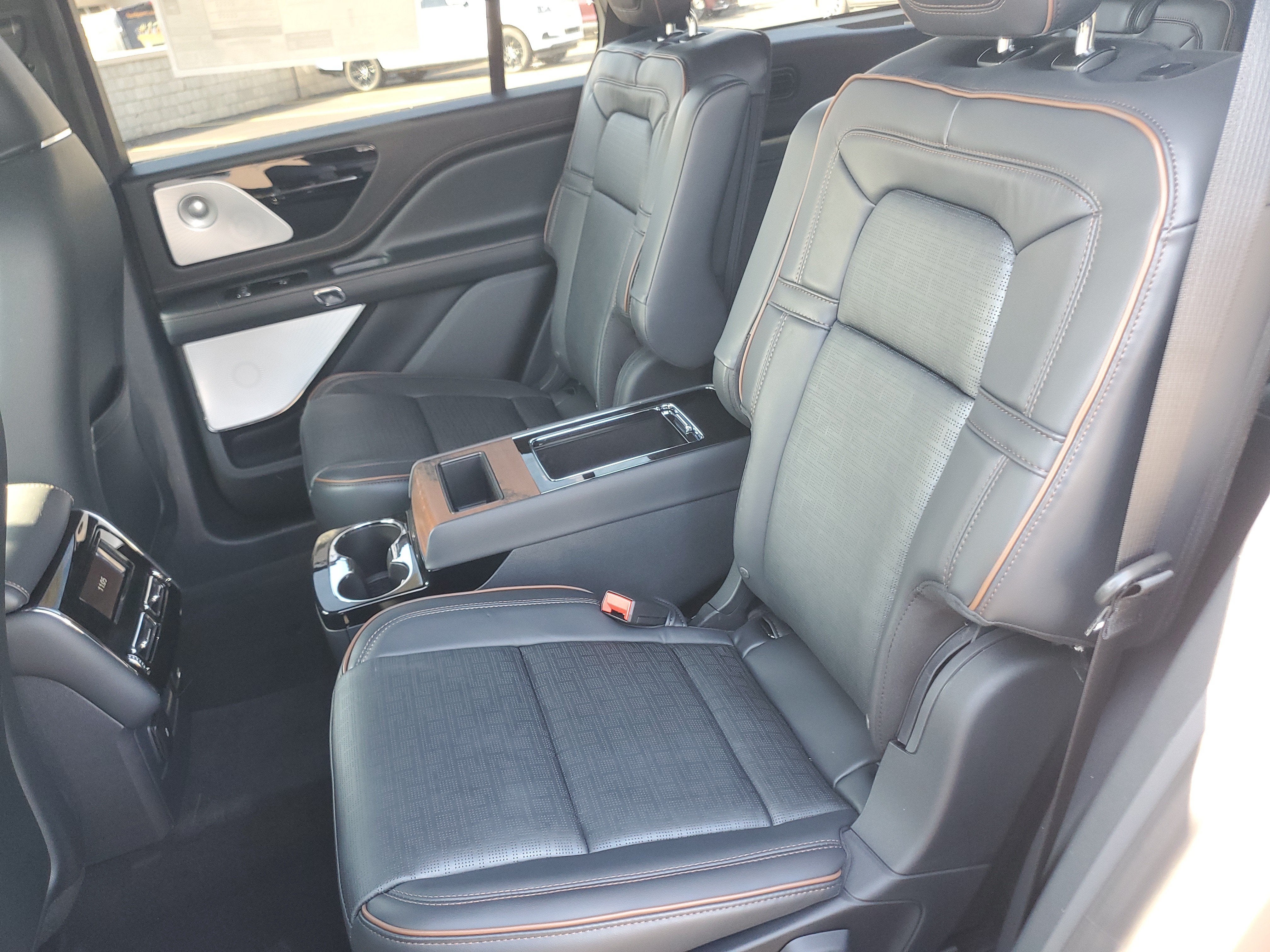 2027 Lincoln Aviator Black Label
