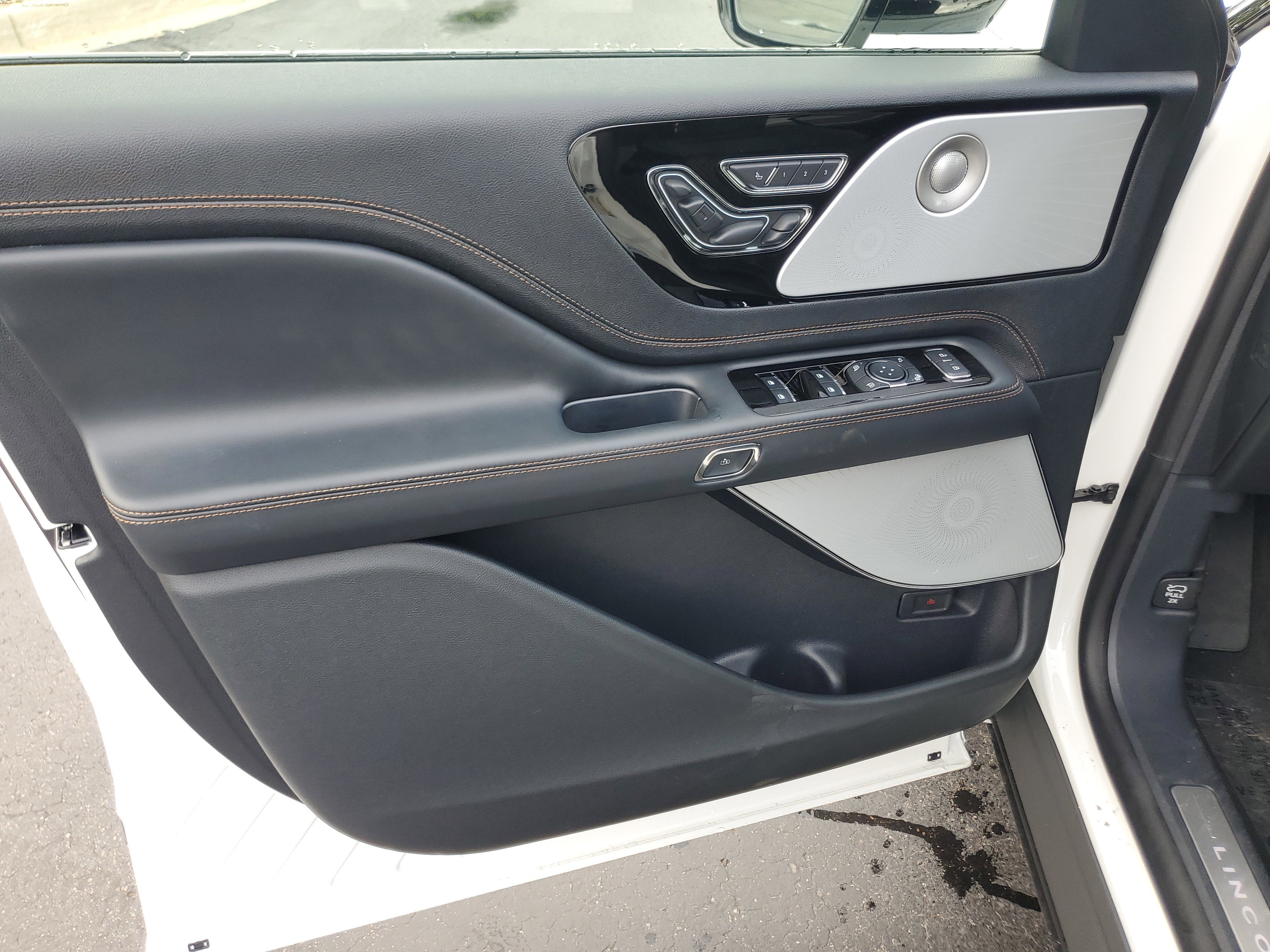 2026 Lincoln Aviator Black Label