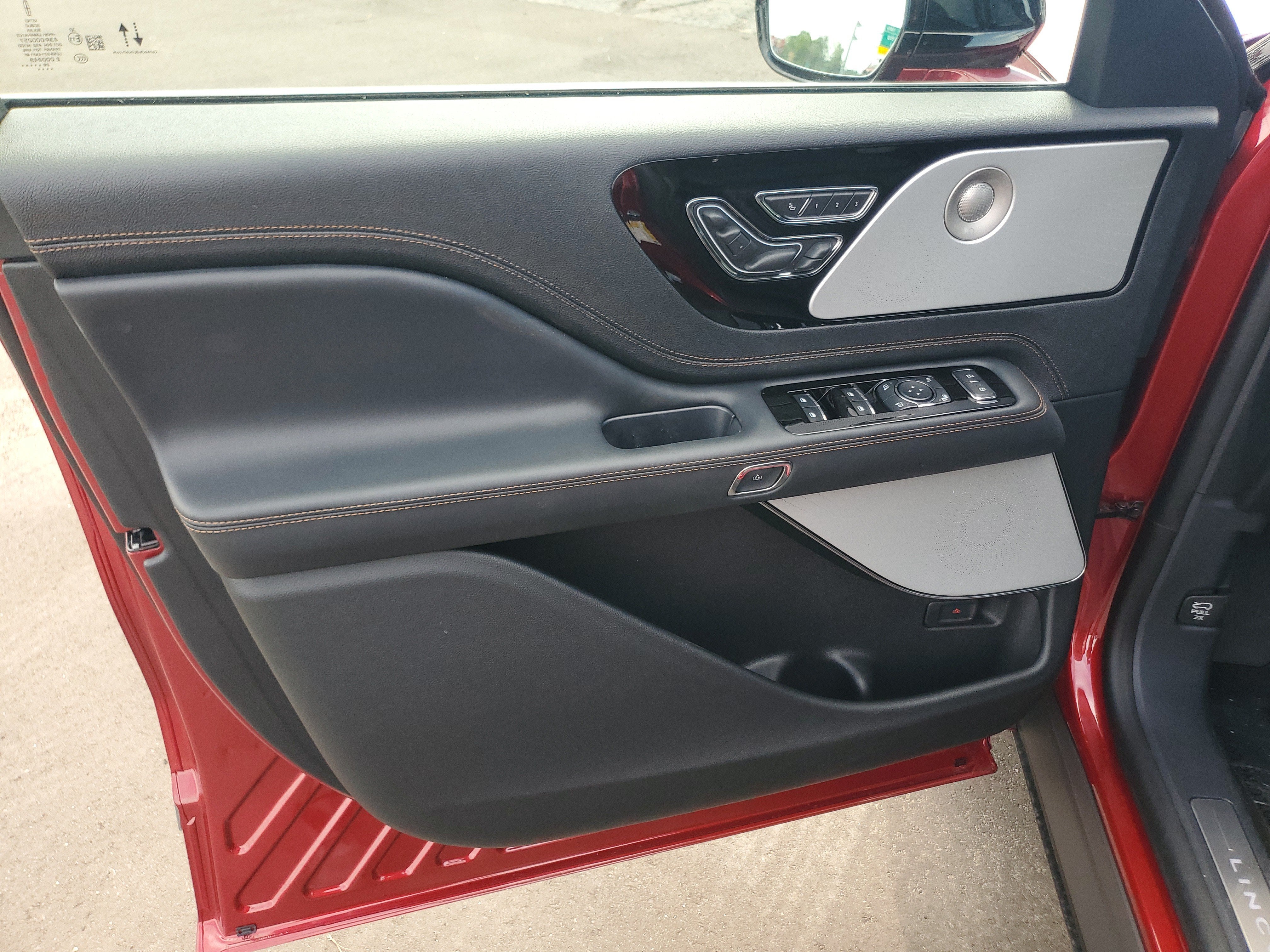 2027 Lincoln Aviator Black Label