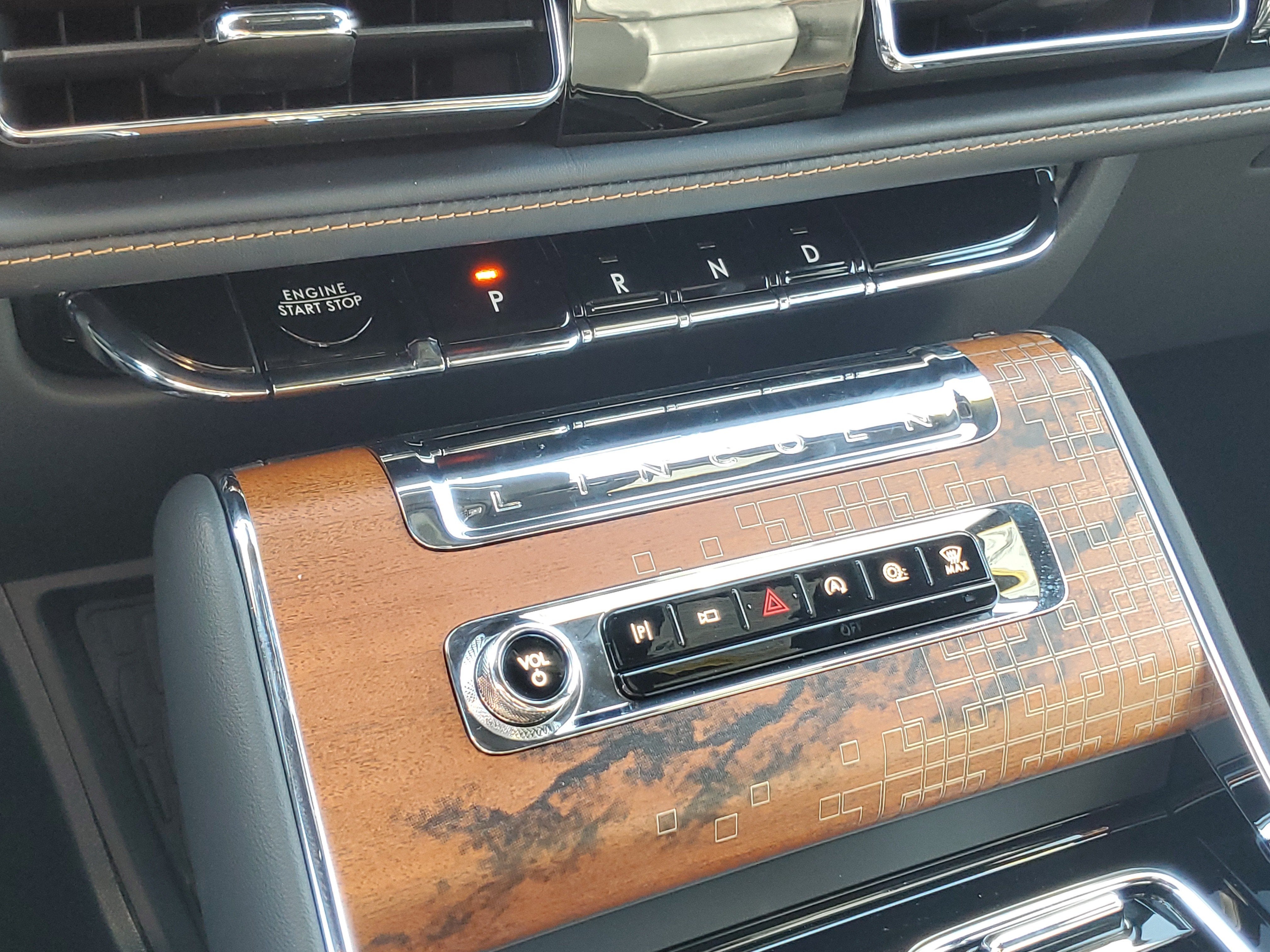 2027 Lincoln Aviator Black Label