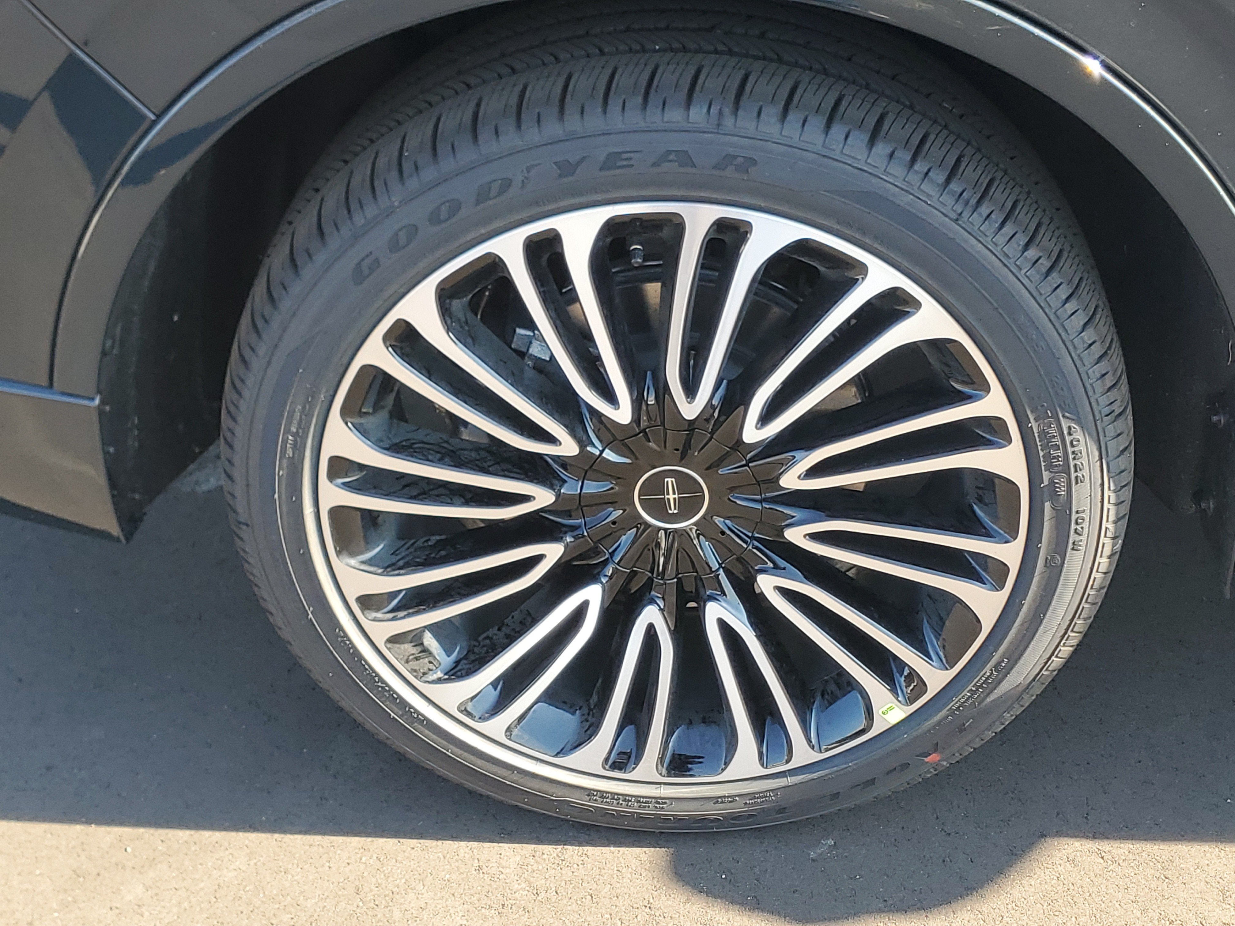 2027 Lincoln Aviator Black Label
