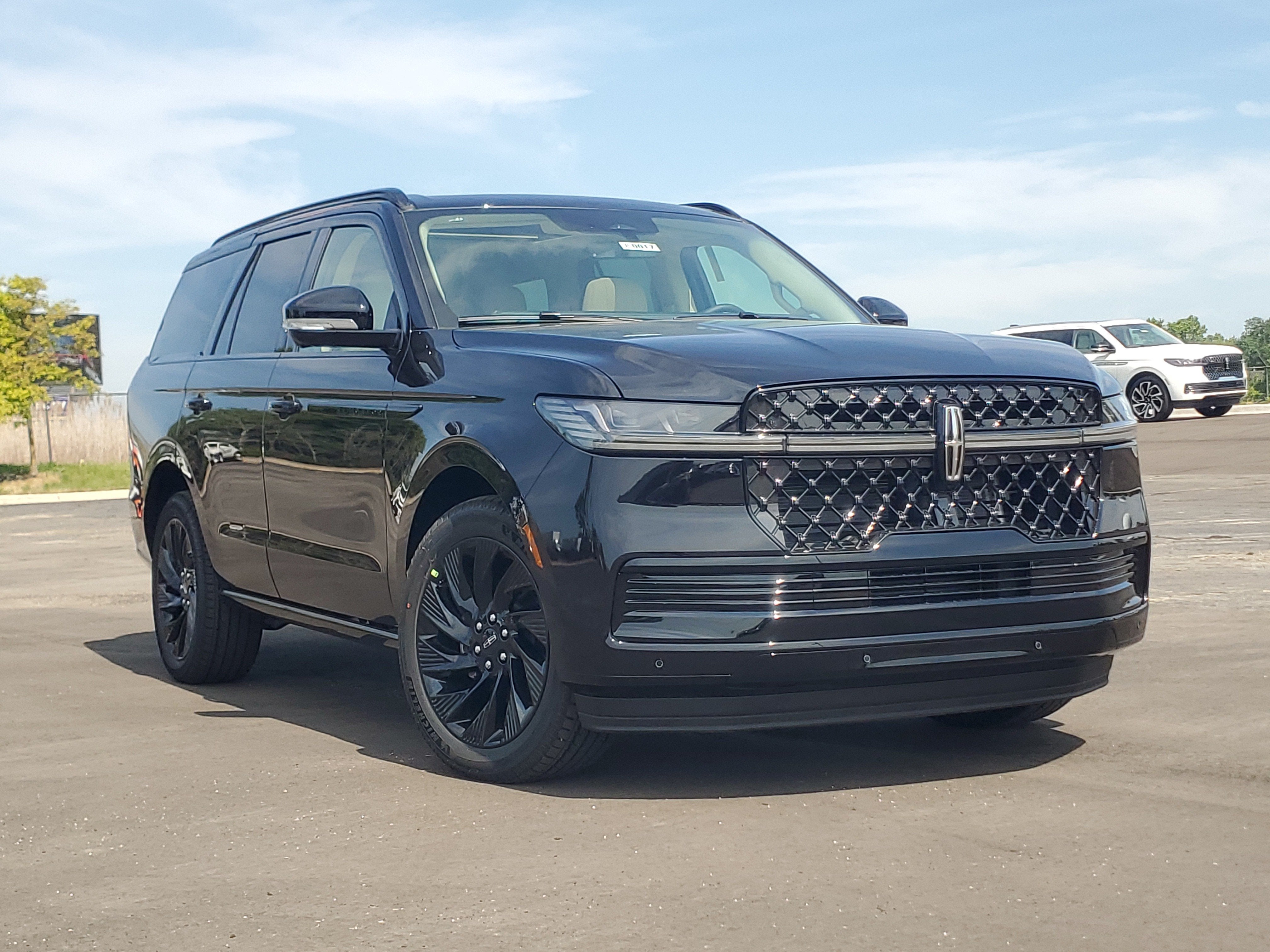 2027 Lincoln Navigator Reserve