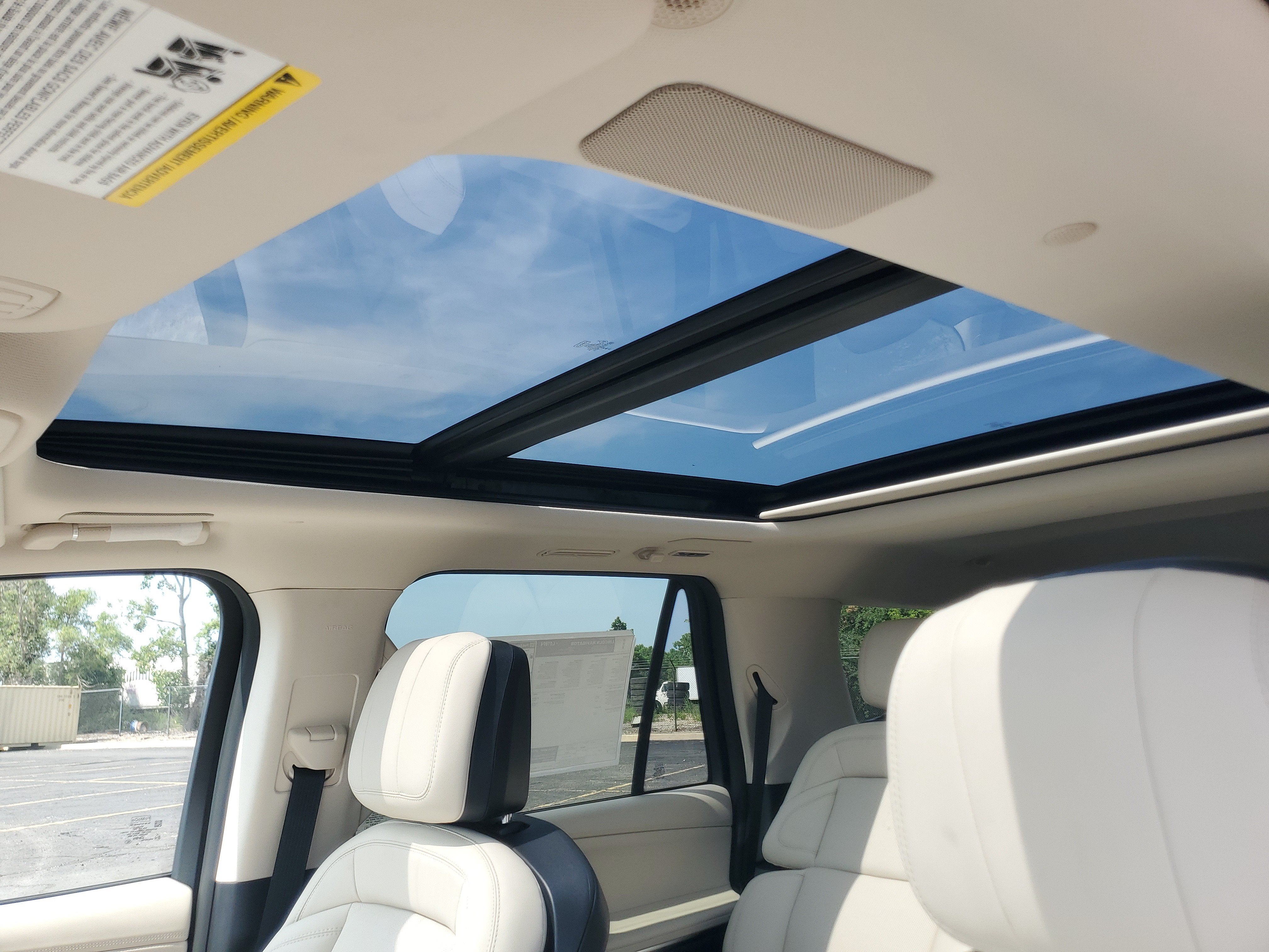 2027 Lincoln Navigator Reserve