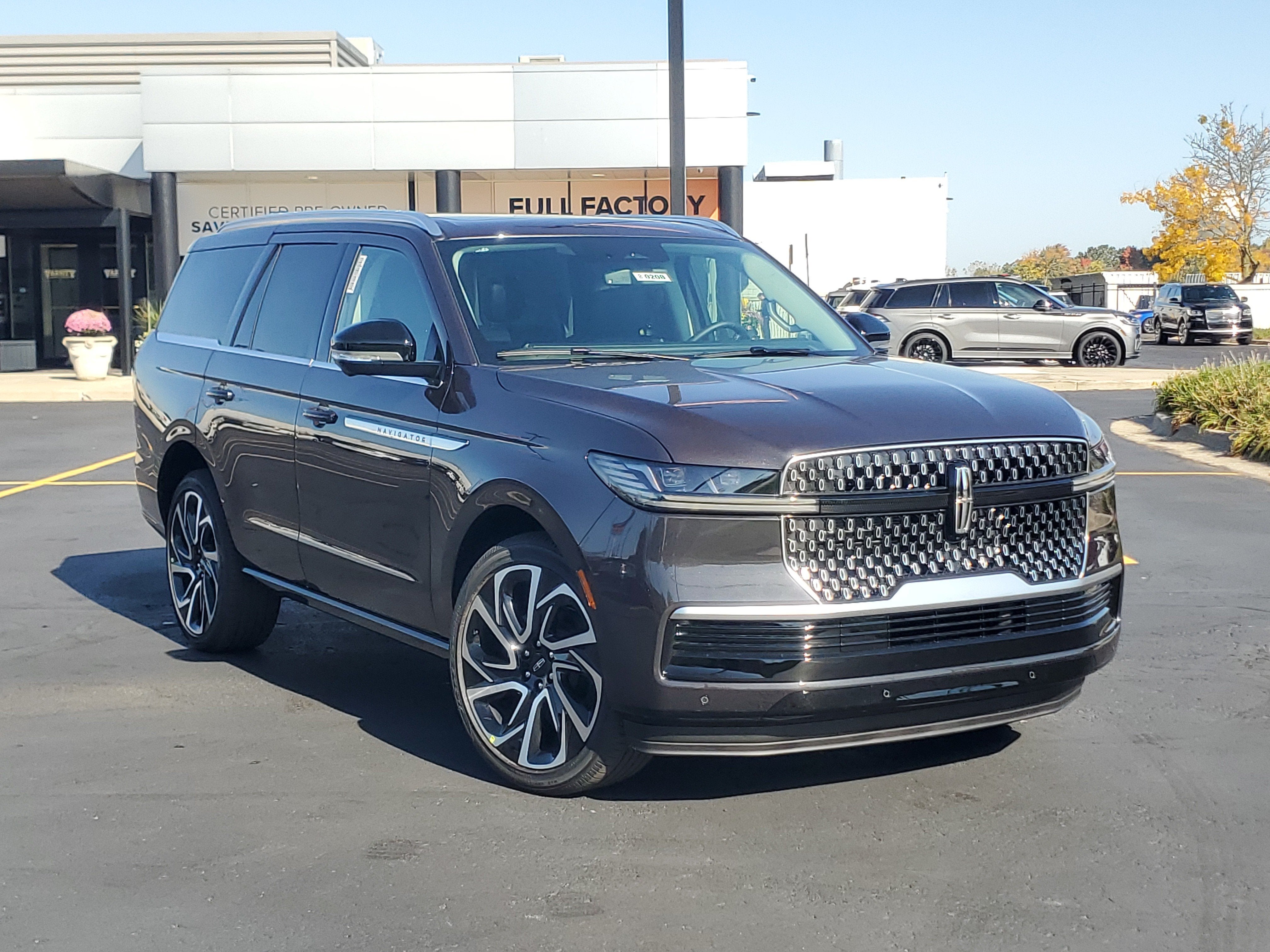 2027 Lincoln Navigator Reserve