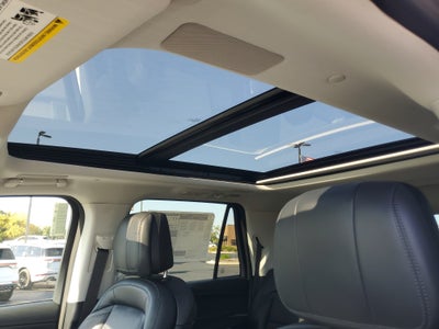 2027 Lincoln Navigator Reserve