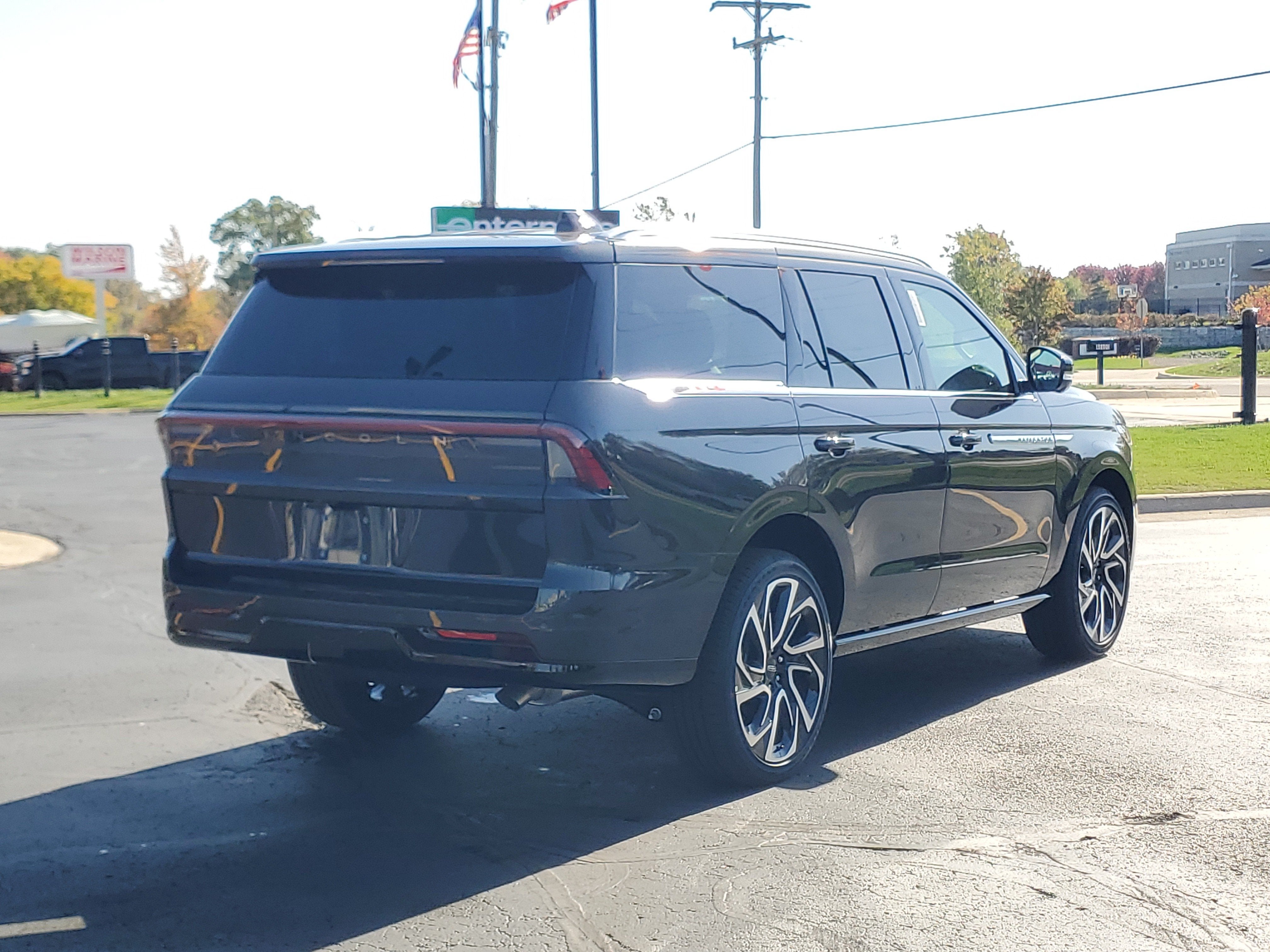 2027 Lincoln Navigator Reserve