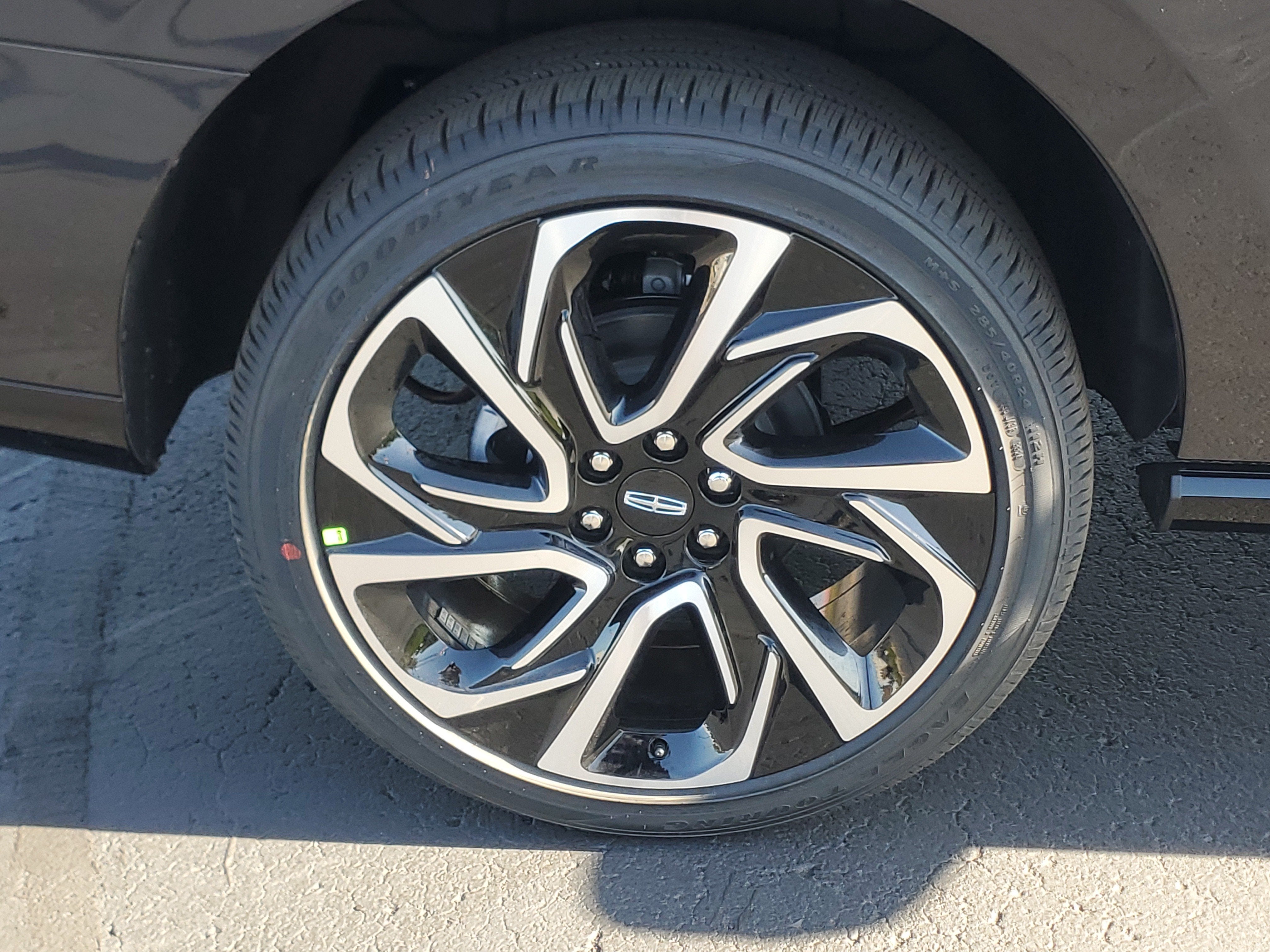 2027 Lincoln Navigator Reserve